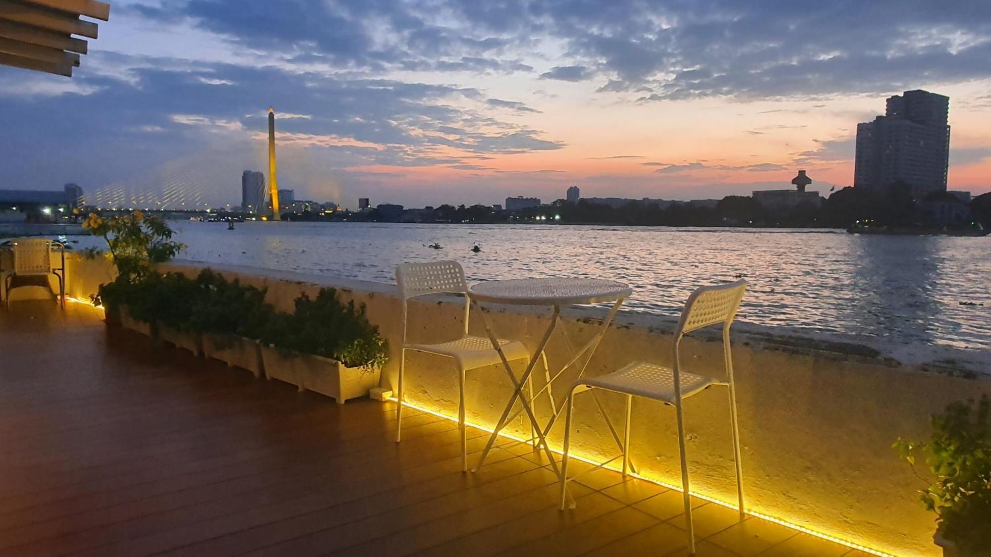 Riverfront House/chao Phraya River/baan Rimphraya *