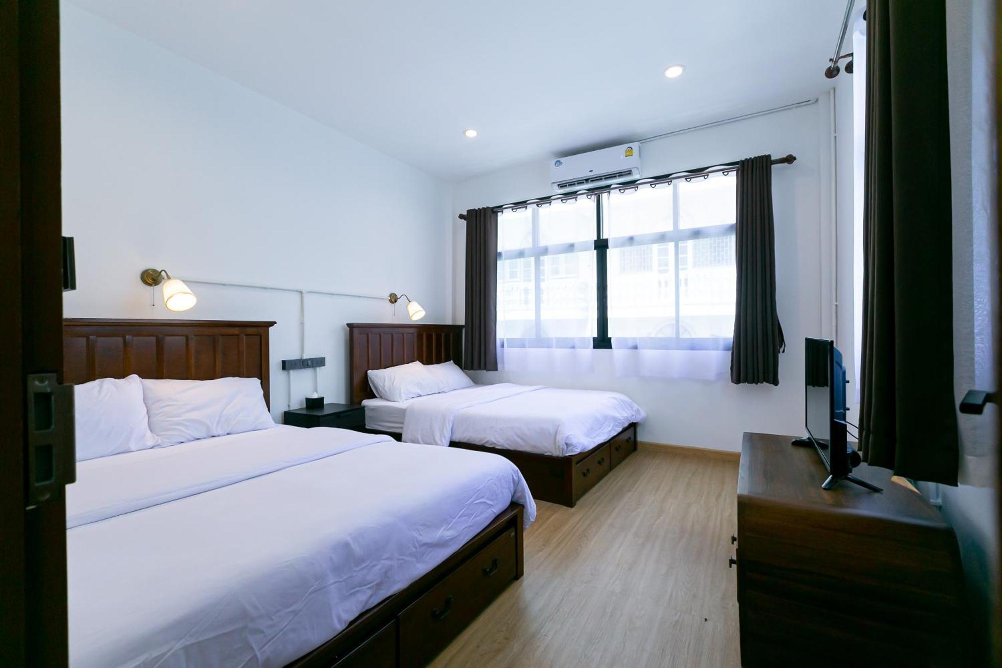 Taladnoi Paint House Hostel *