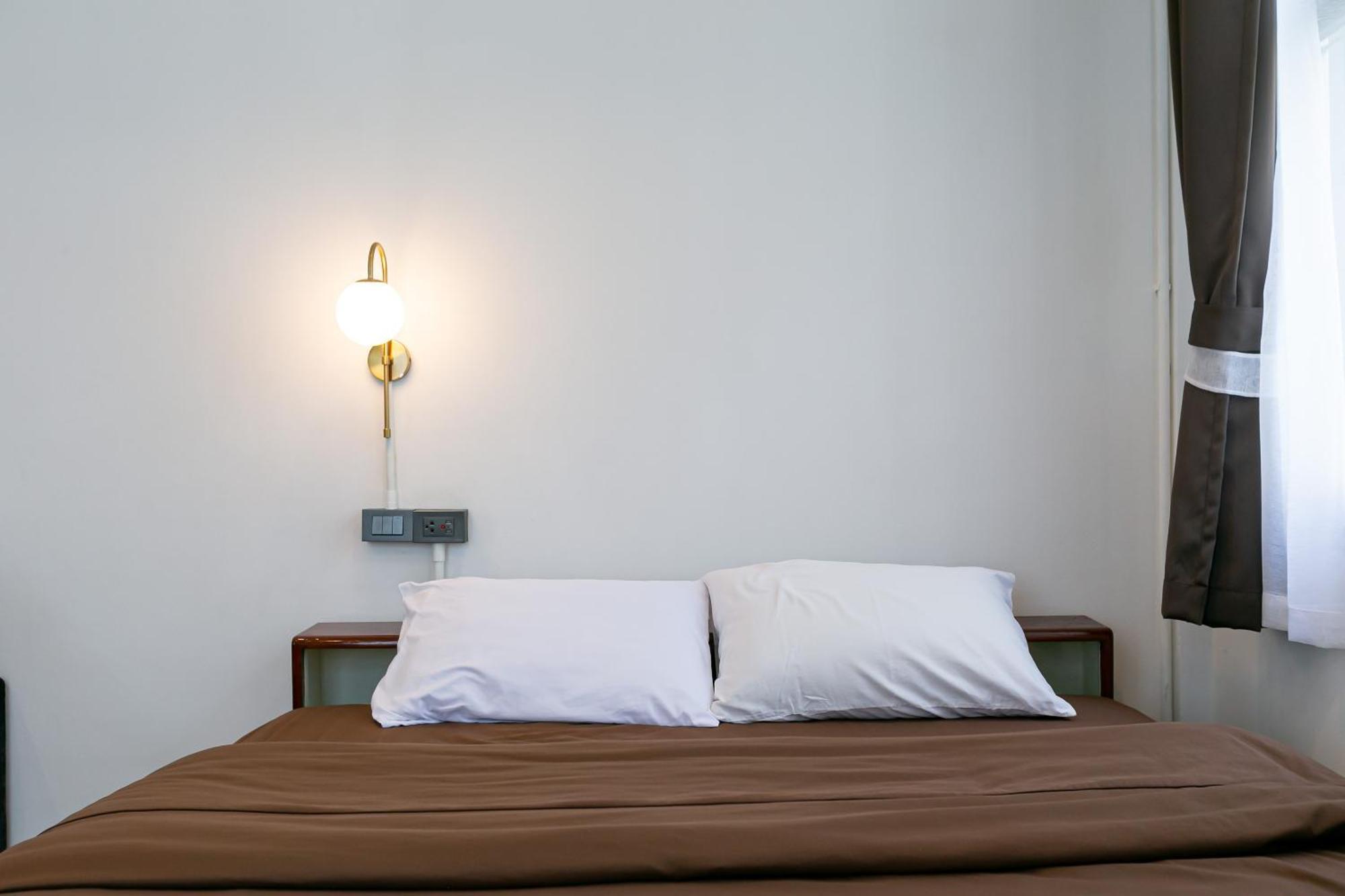 Taladnoi Paint House Hostel *