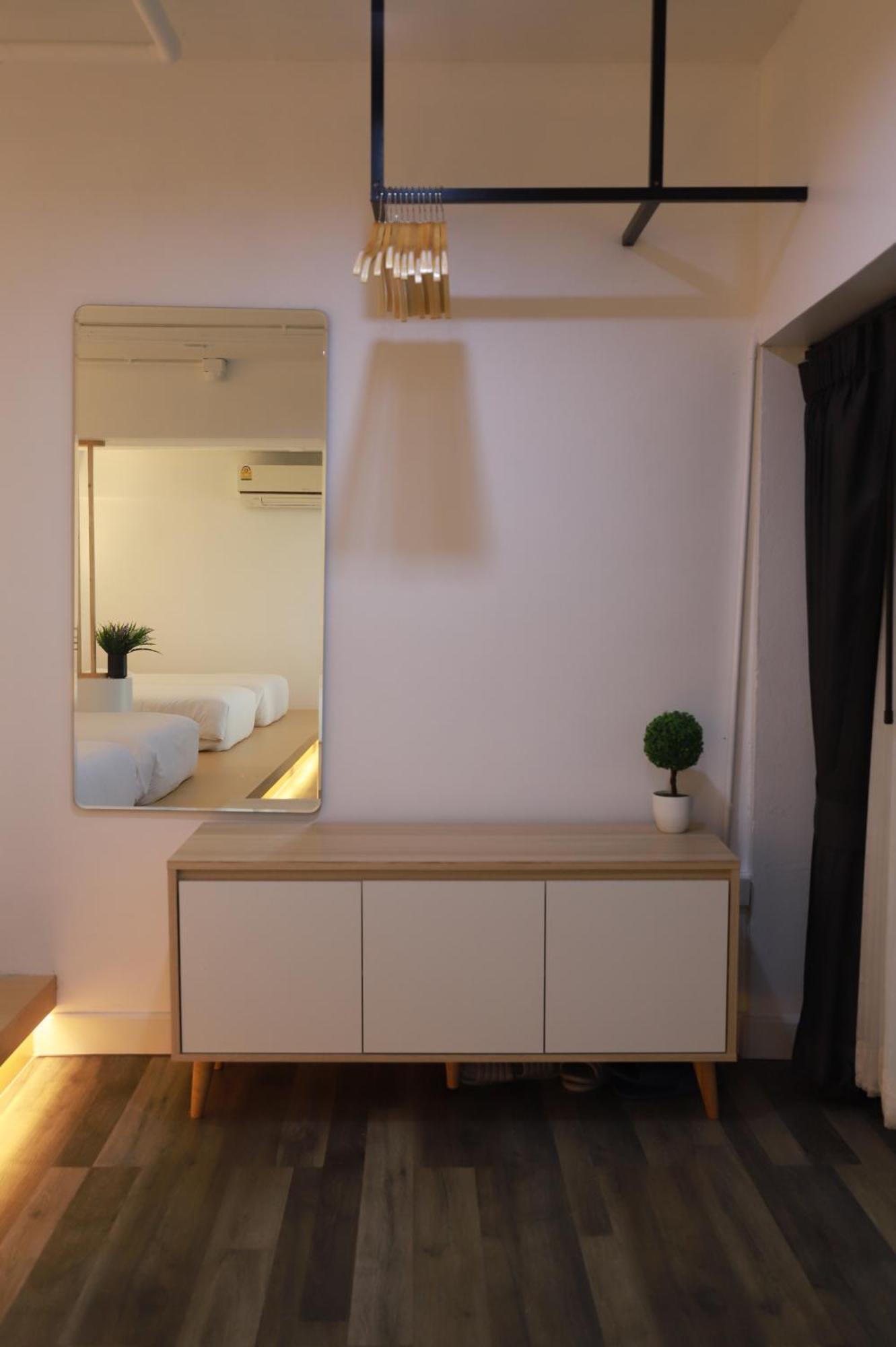 Sovereign Group At Pratunam Hotel 3*