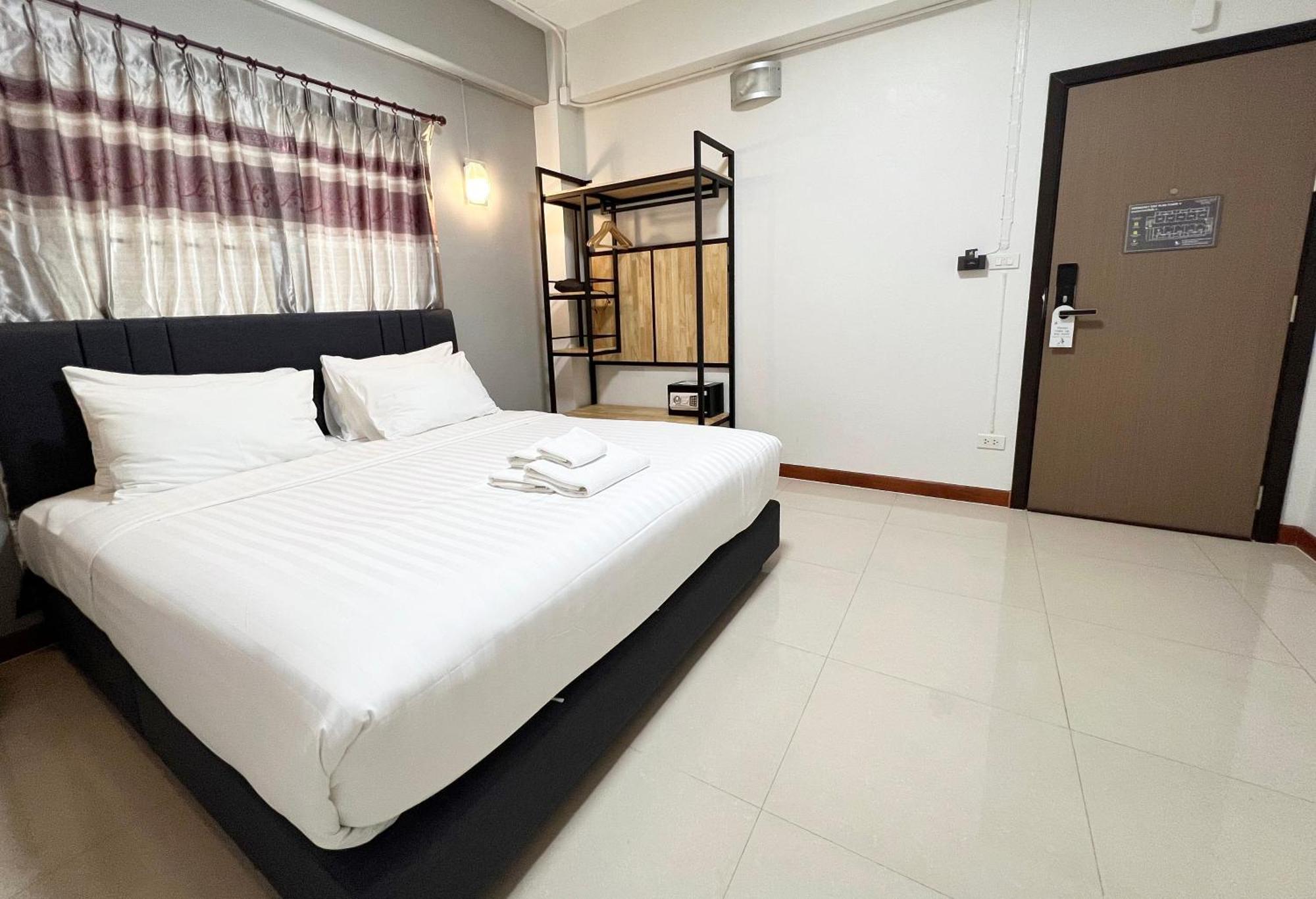 Golden Nest Suvarnabhumi Hotel
