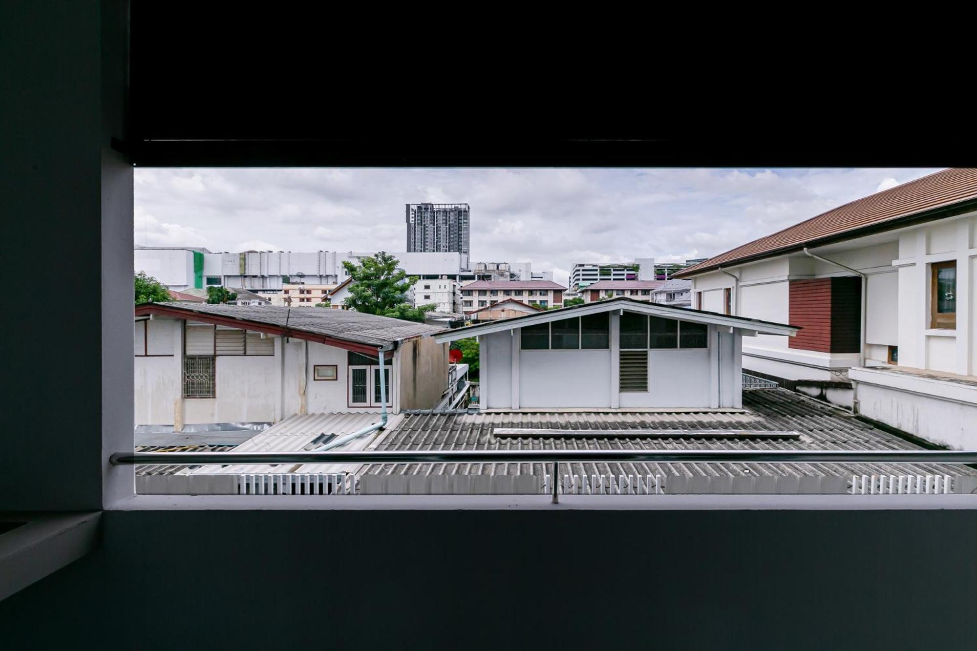 Ruan Plaisoi Hotel Bangkok