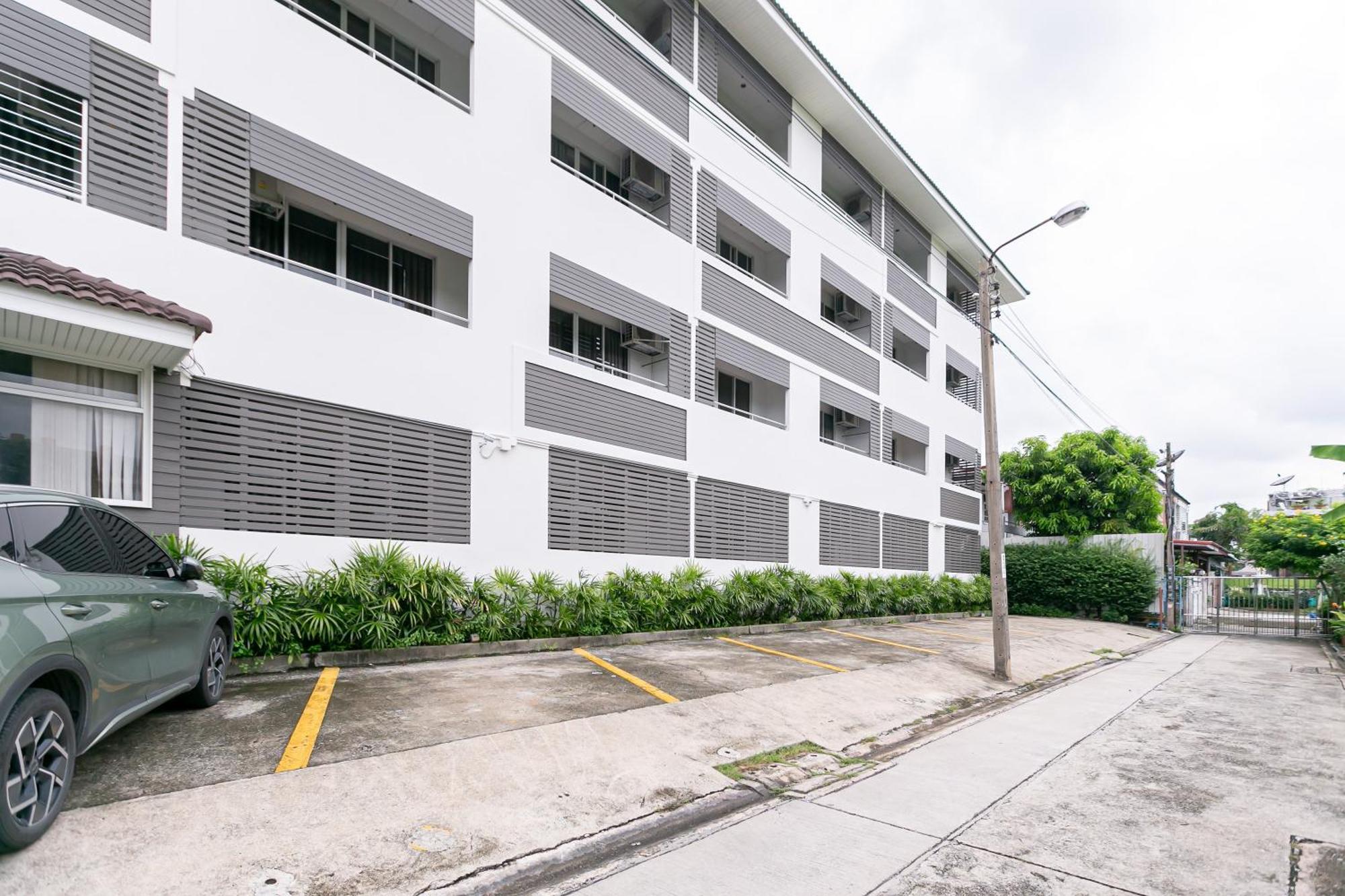 Hotel Ruan Plaisoi Bangkok