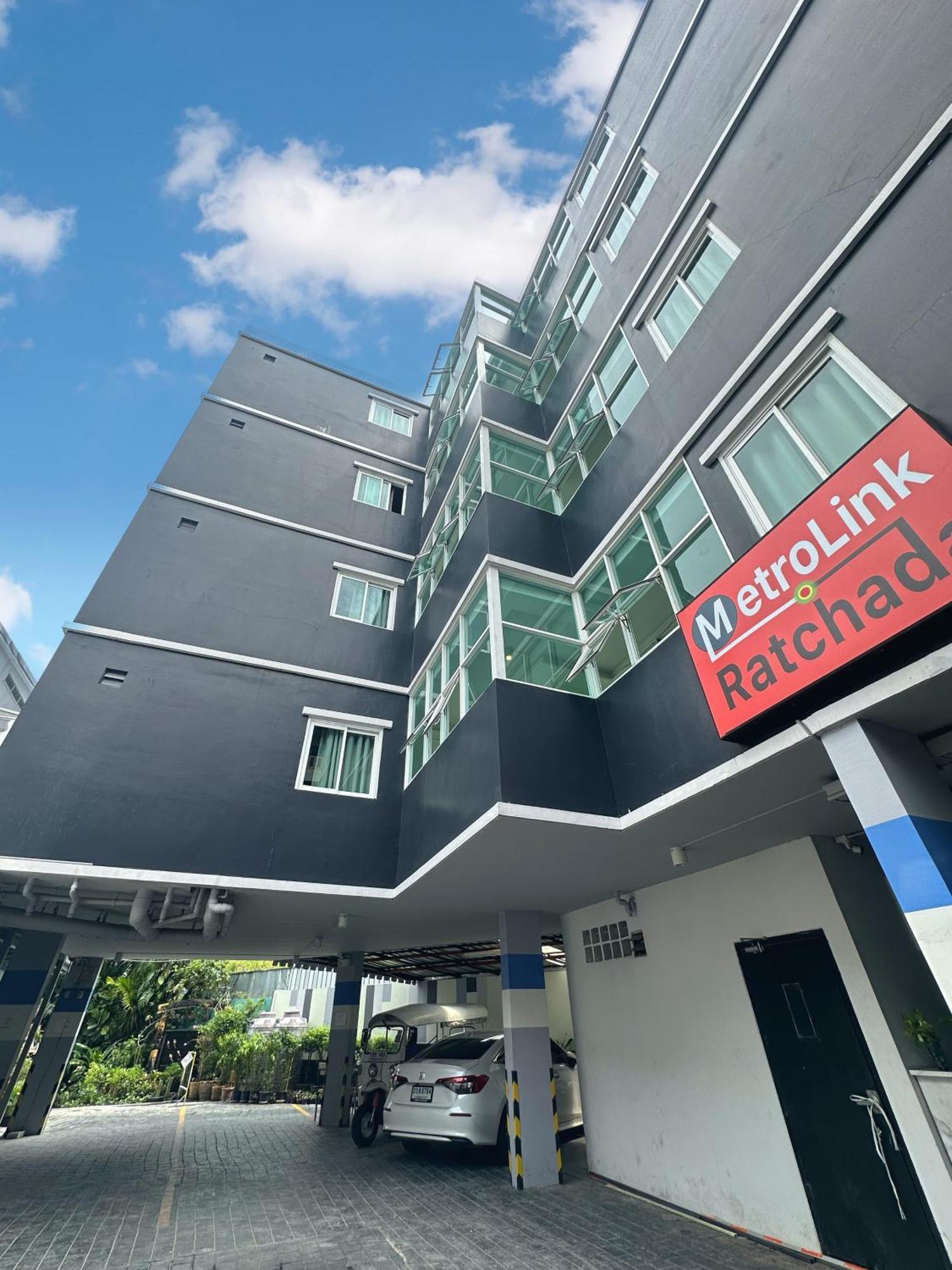 Hotel Metro Link Ratchada Bangkok