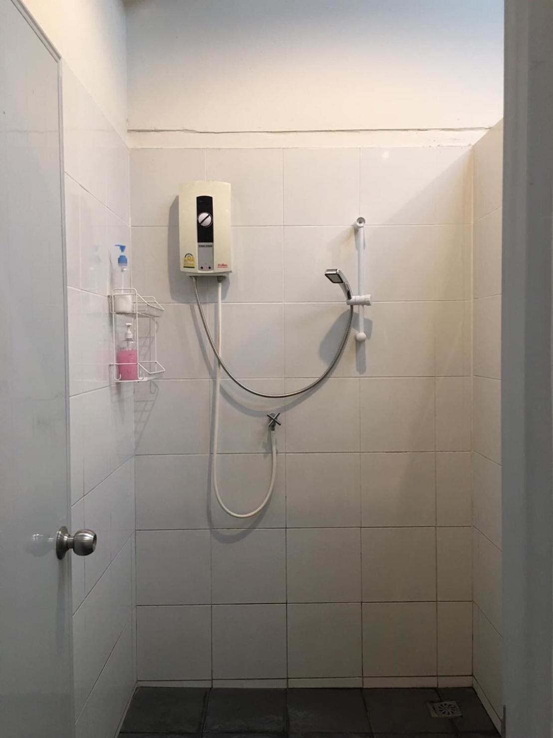 Hostel Zee Thai