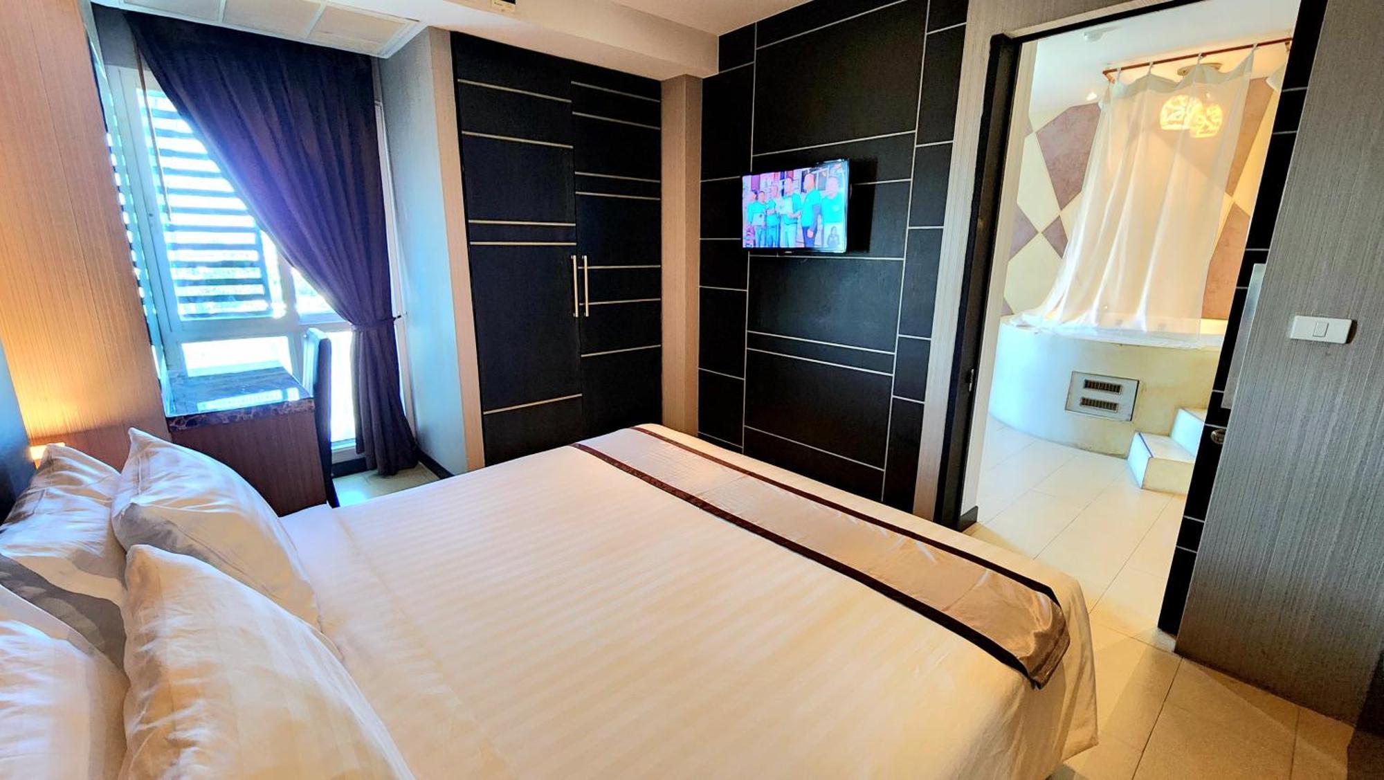 Sky Dome Resotel - โรงแรมสกายโดม รีโซเทล 5*