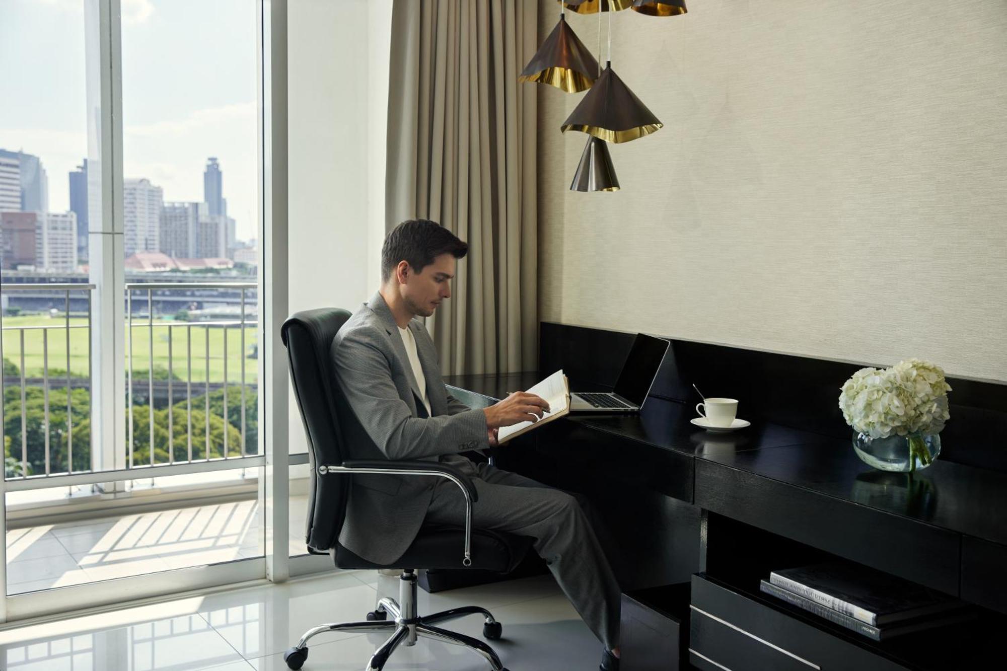 Dusit Ratchadamri, 5*