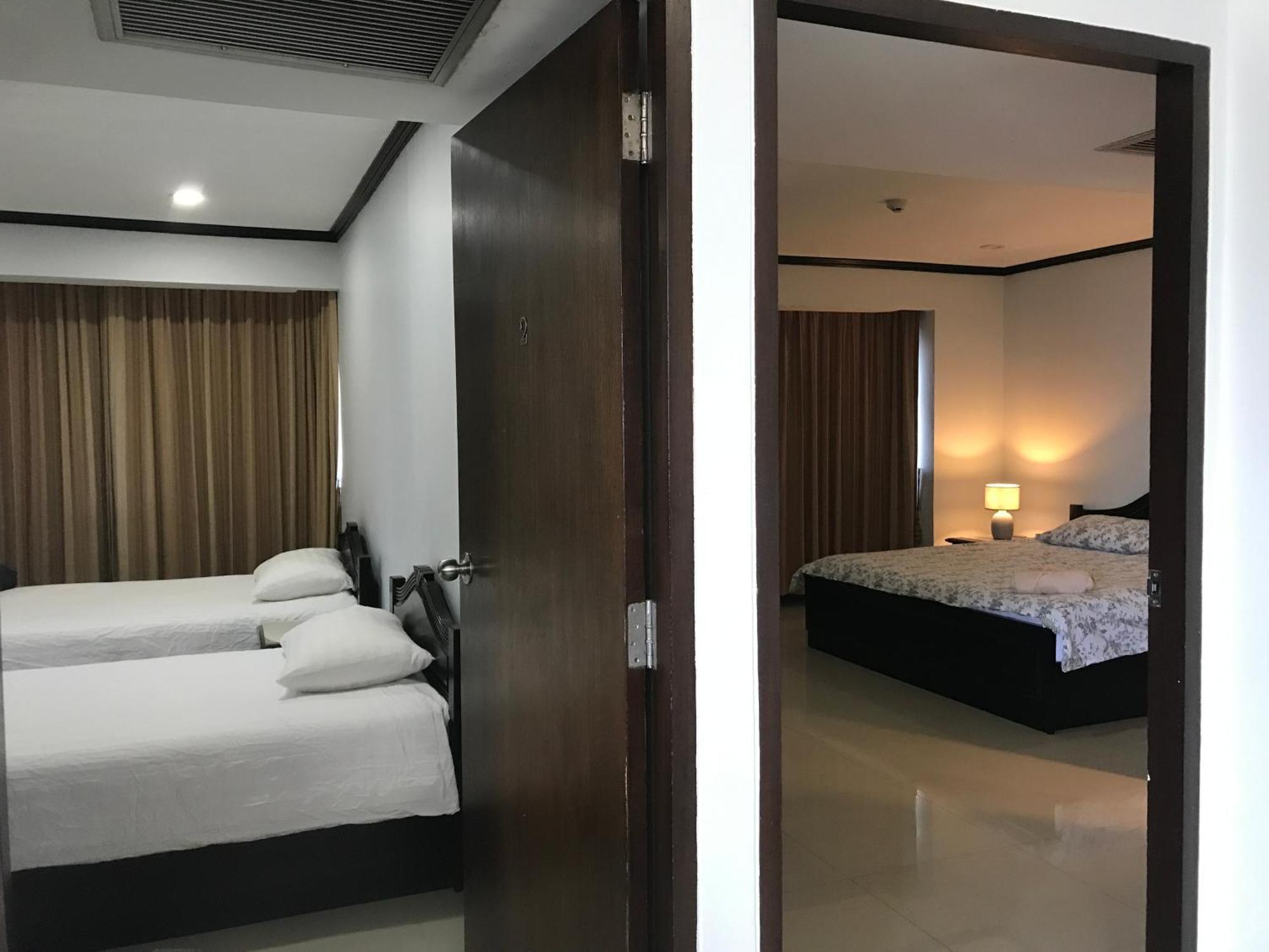 Omnitower Two Bedroom Cozy *