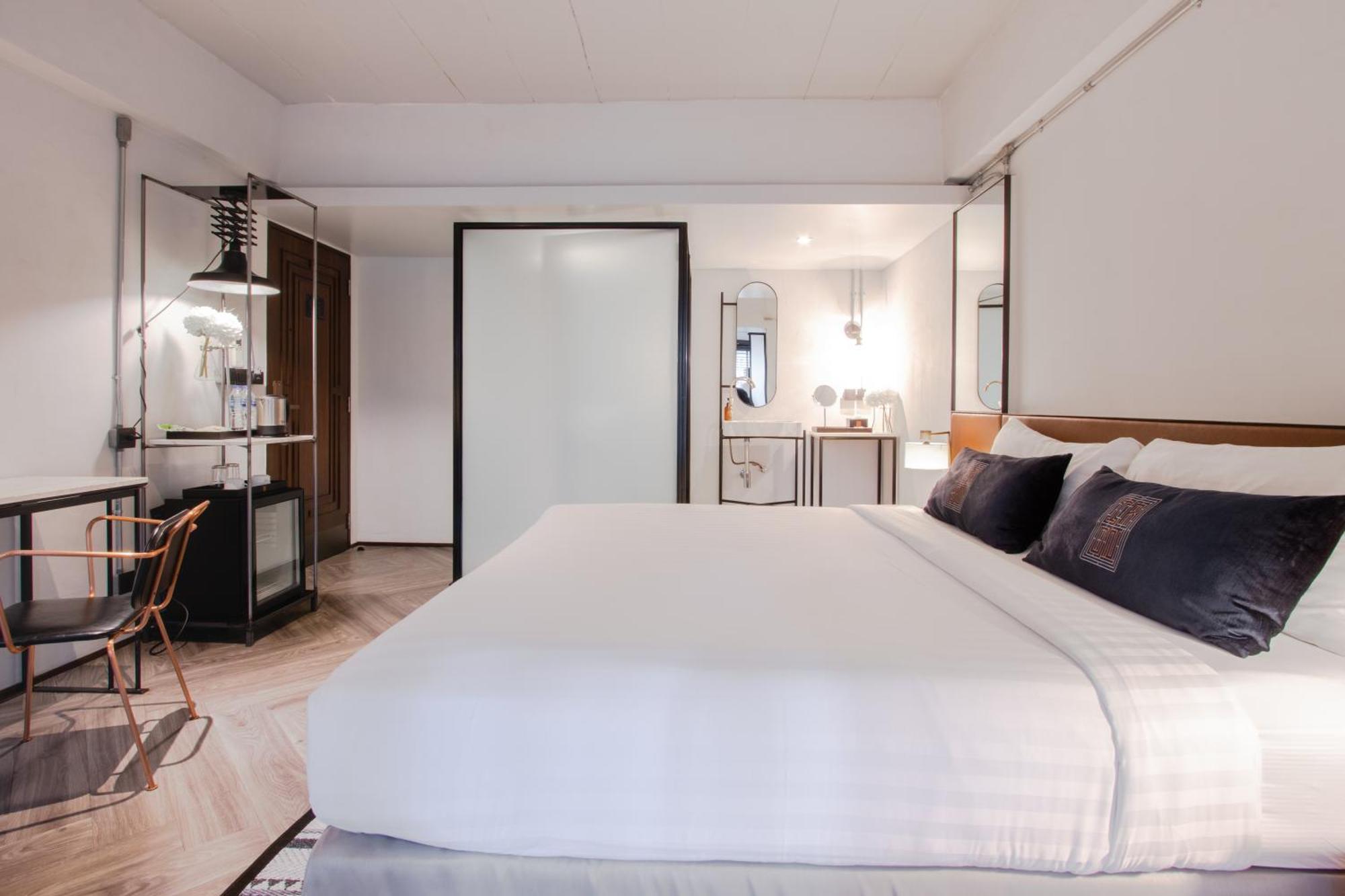 Ir-on Hotel 3*
