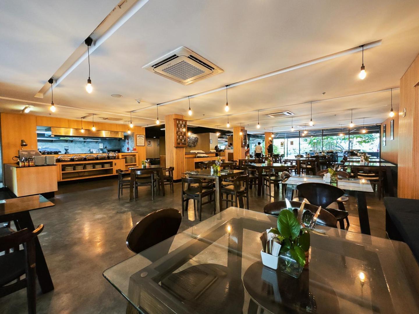 Galleria 12 Sukhumvit By Compass Hospitality Bangkok