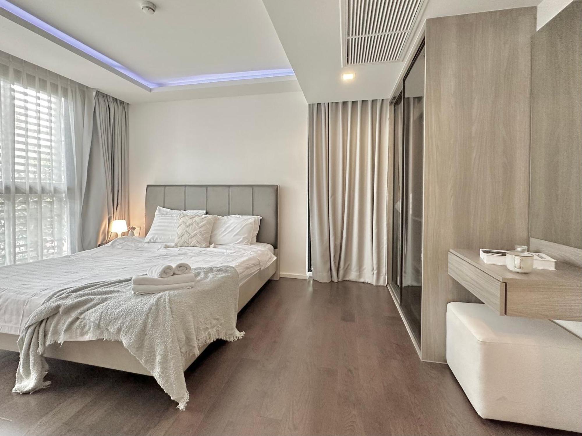 Asok Circle Rein Sukhumvit 12#2br&3br#pool&gym#near Terminal 21 Bangkok