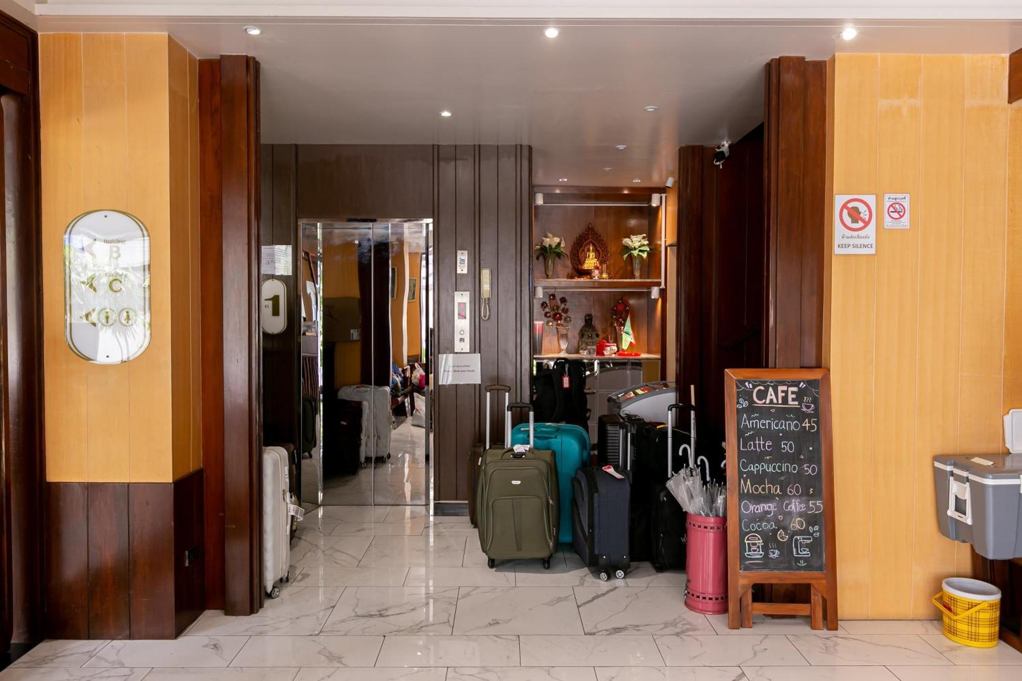A Sathorn Hotel Banguecoque
