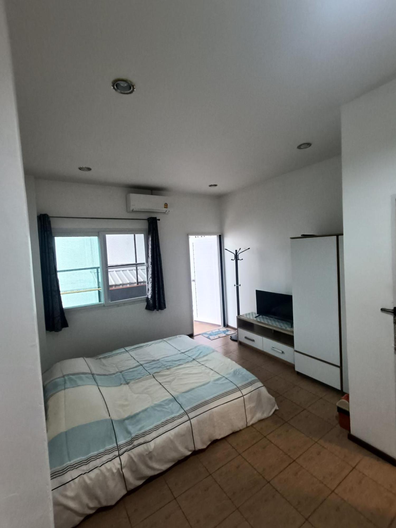Merit Courtyard Suvarnaphumi House Apartment Bangkok