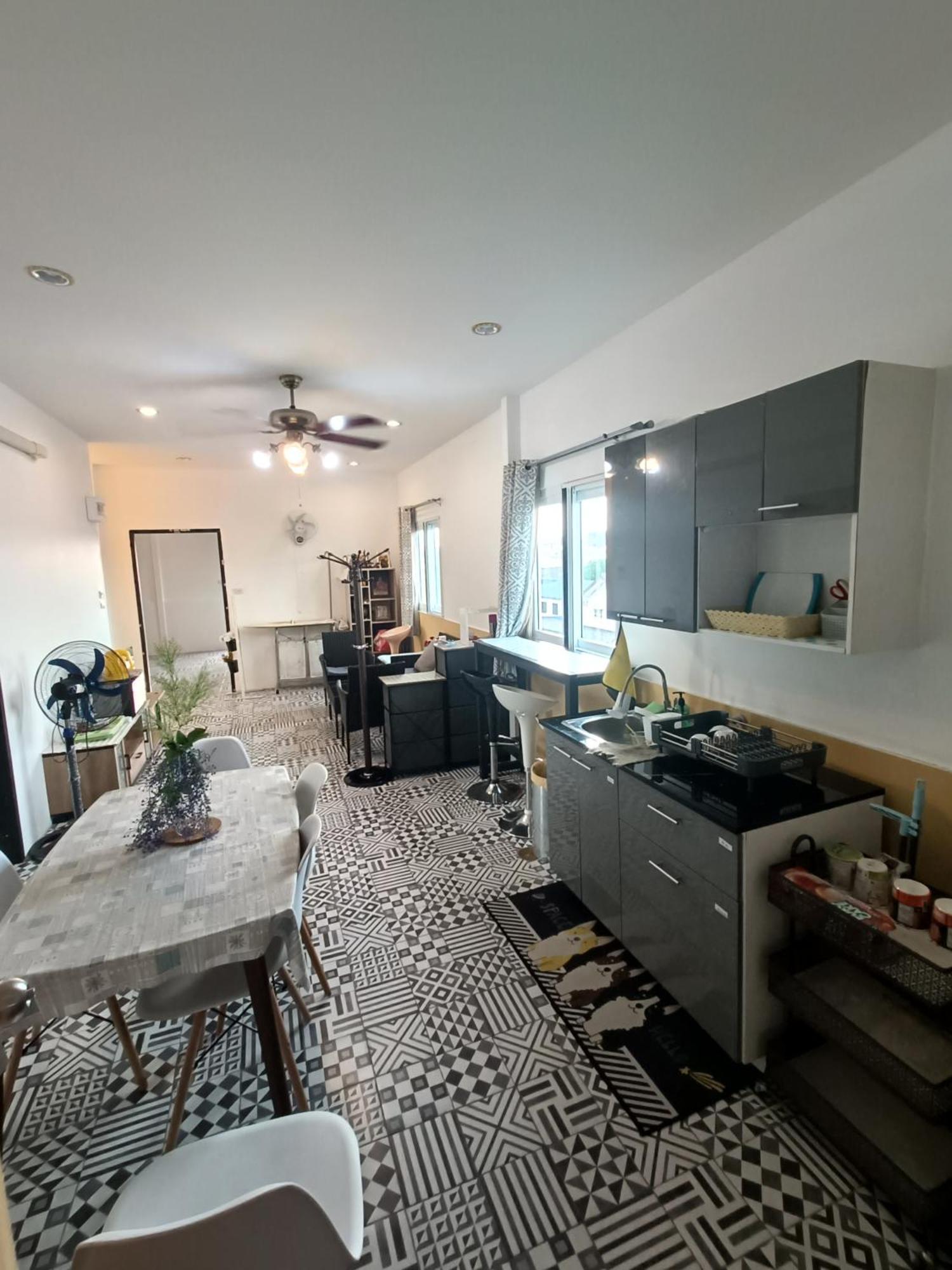 Apartamento Merit Courtyard Suvarnaphumi House *