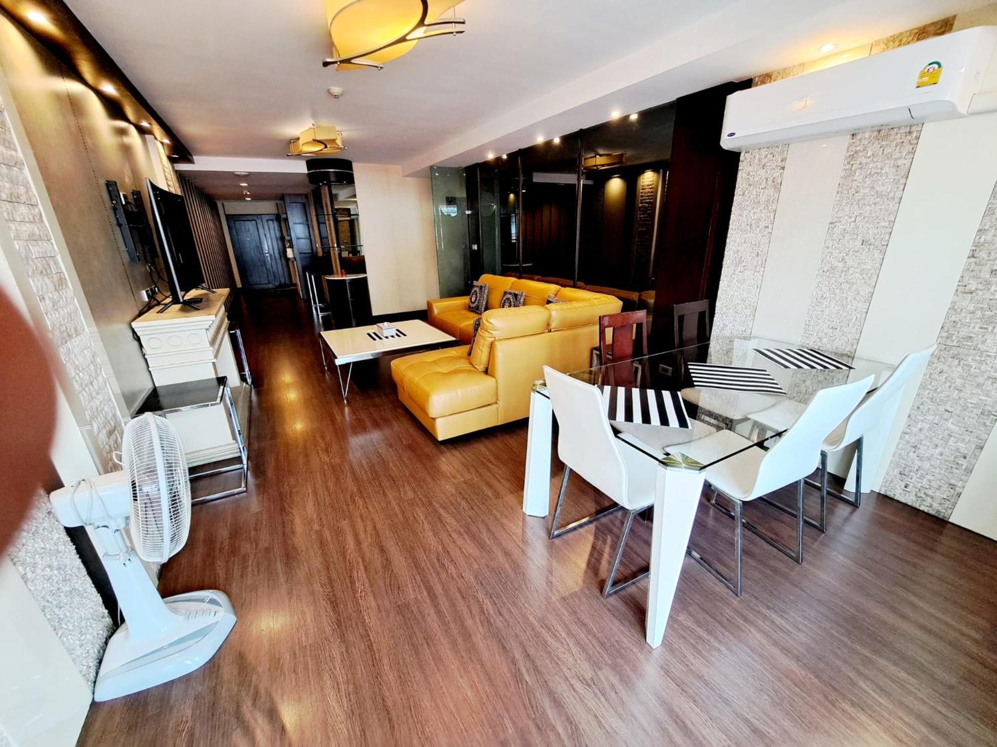 Apartment 7c-2 Bedrooms3baths In Downtown Near Mrtbtsboat Station