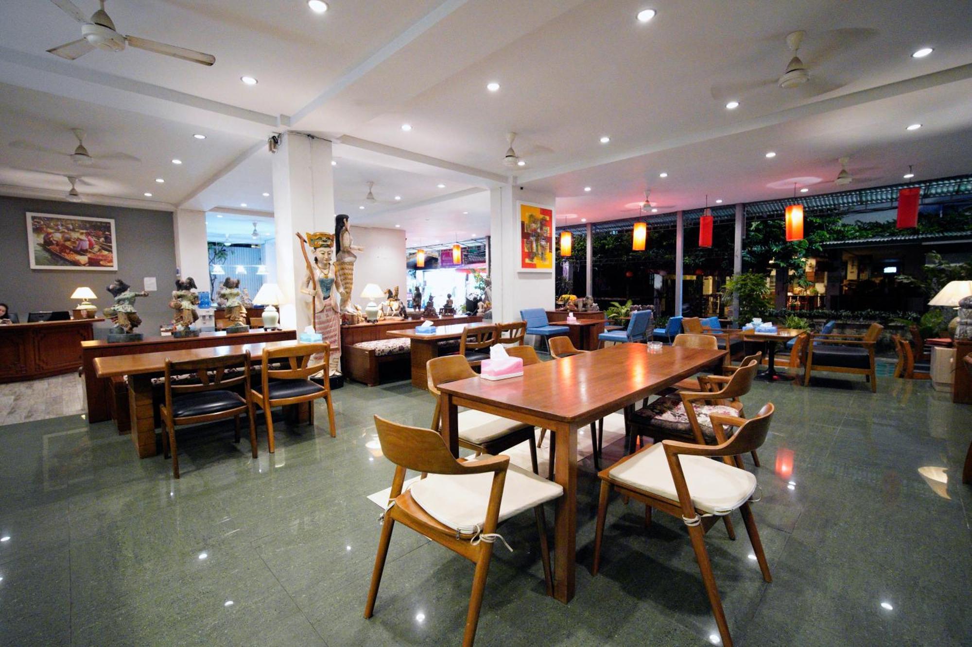 Wild Orchid 3*