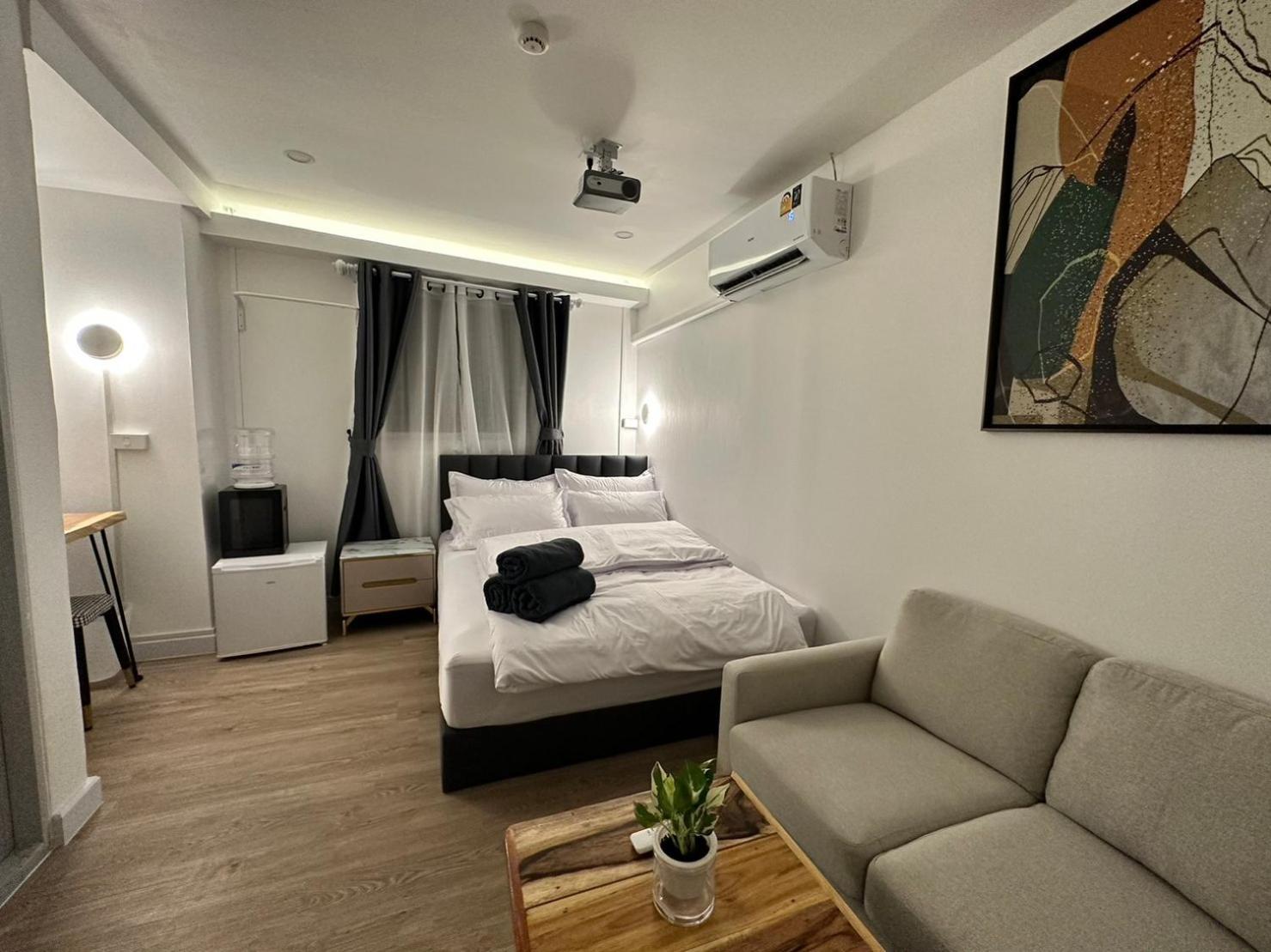 Albergue The White Den Sukhumvit 44