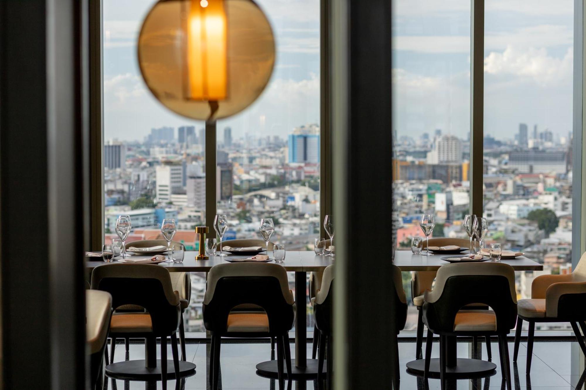 Hotel Grande Centre Point Surawong