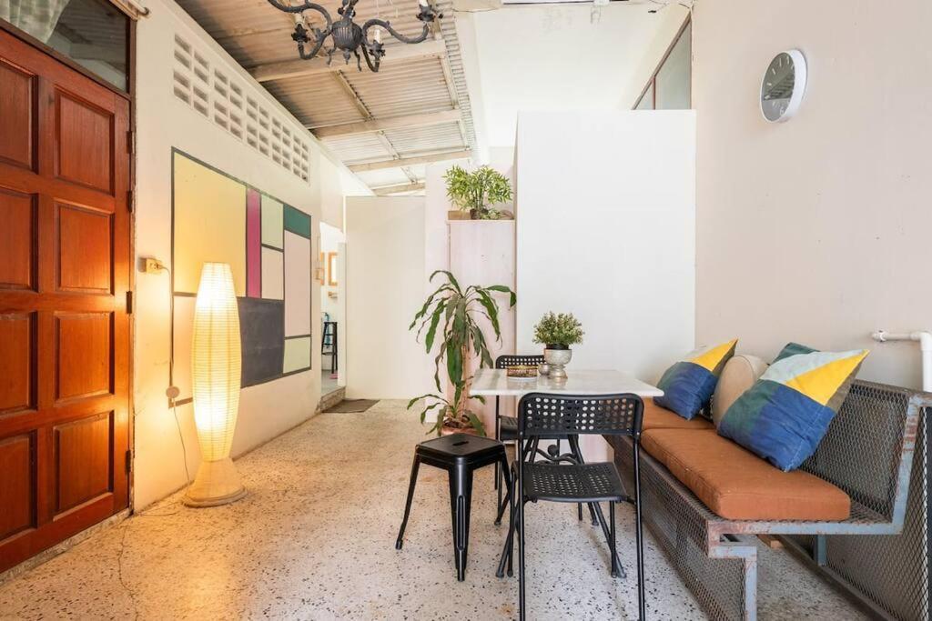 Onnut Pool Homestay Bangkok