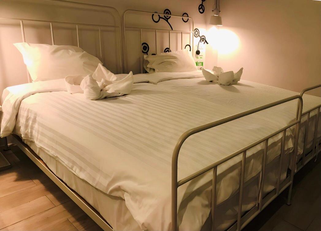 Bedspread (adults Only) Asrama Bangkok