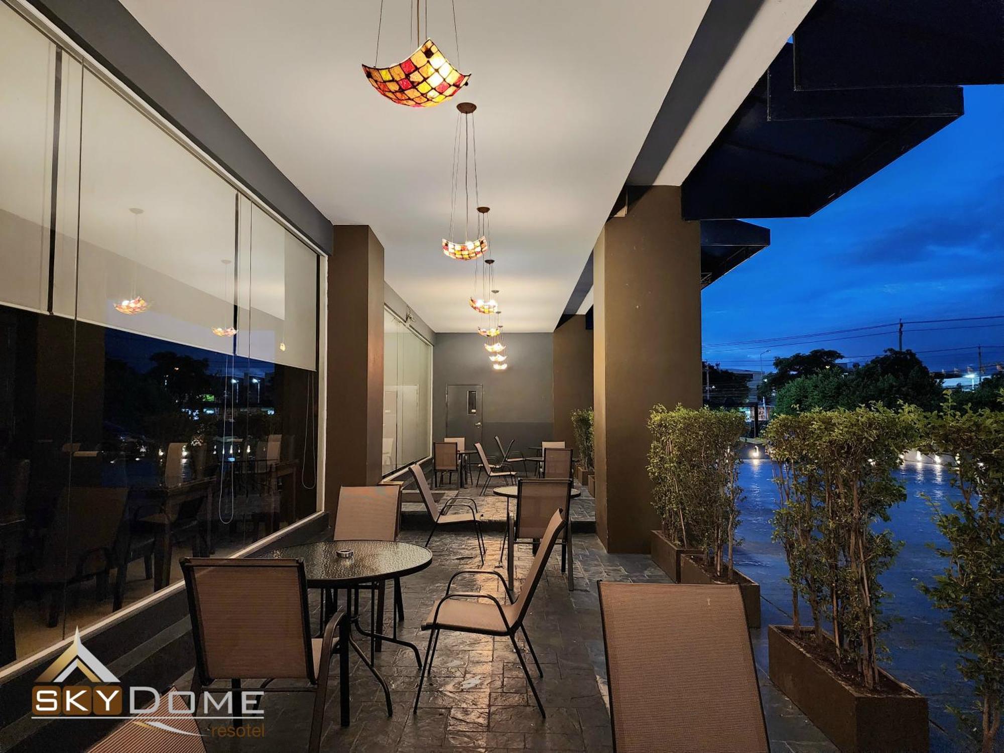 Sky Dome Resotel - โรงแรมสกายโดม รีโซเทล Hotel Banguecoque