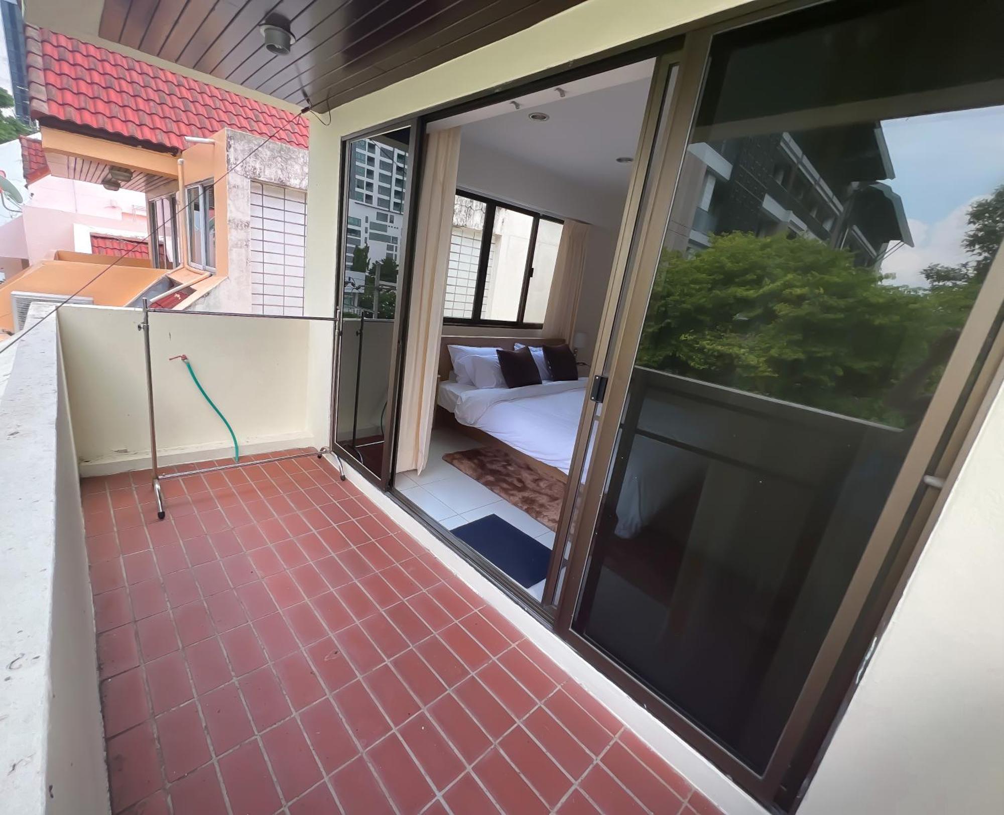 Sukhumvit 31 Sweet 7 Beds - Up To 12 Guests * Bangkok