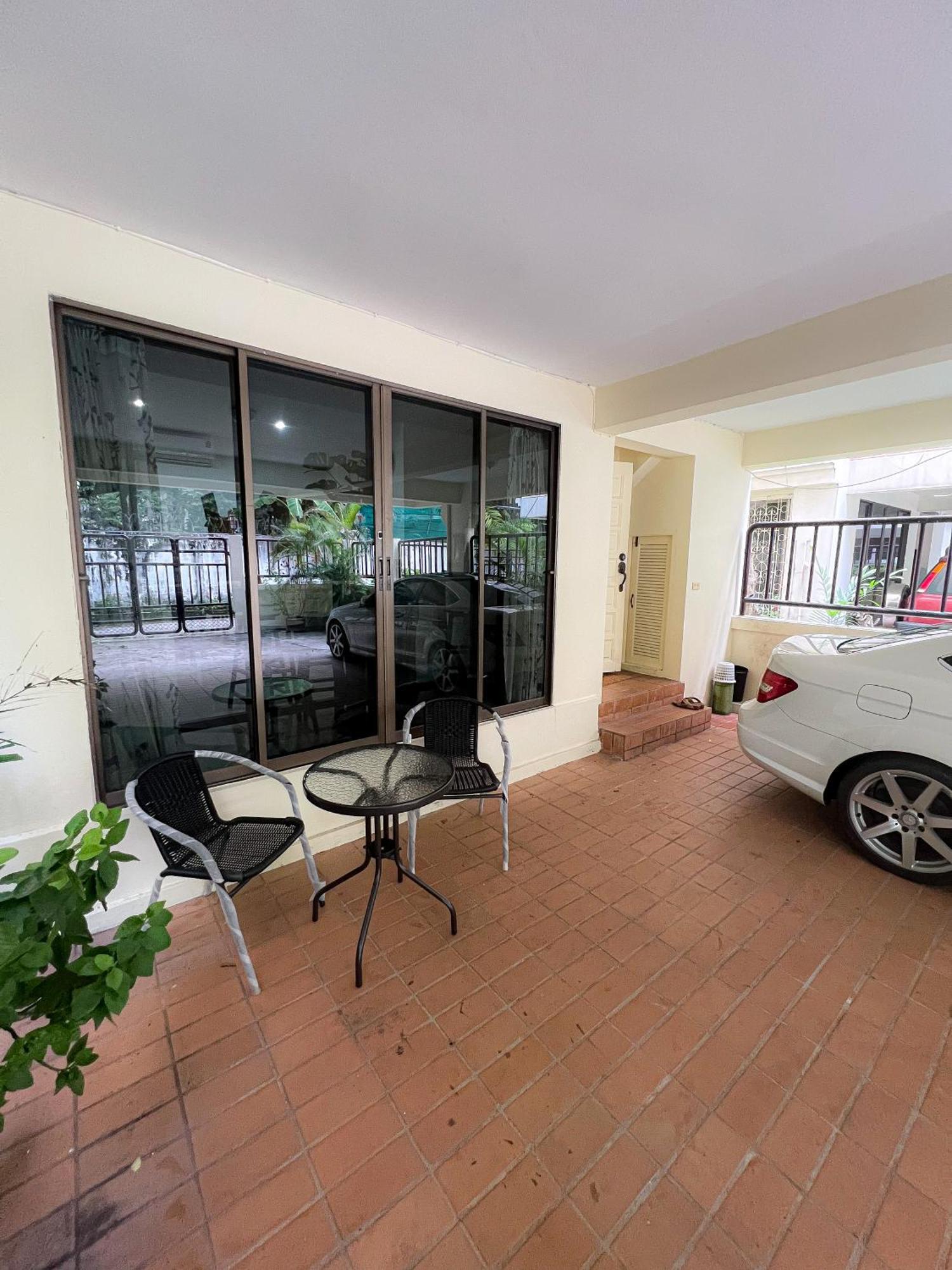 Sukhumvit 31 Sweet 7 Beds - Up To 12 Guests * Bangkok