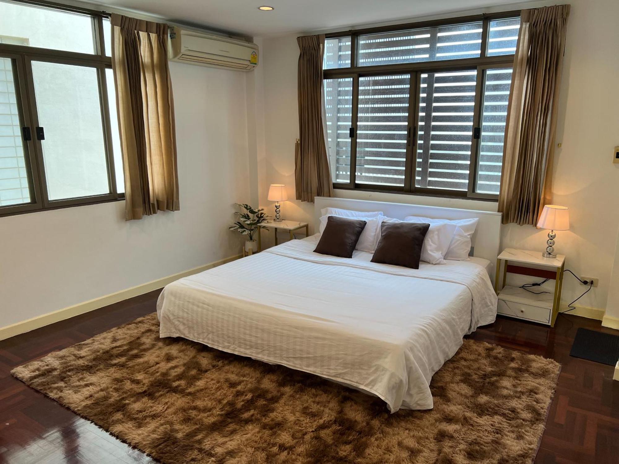 Sukhumvit 31 Sweet 7 Beds - Up To 12 Guests