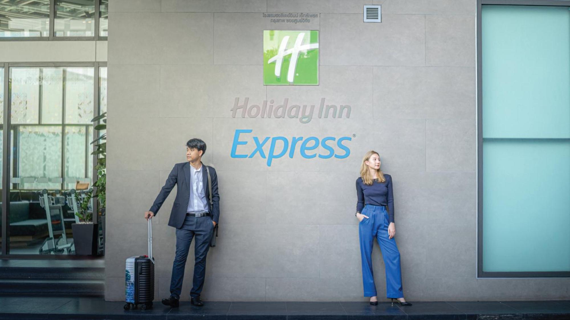 Express Soi Soonvijai By Ihg 4*