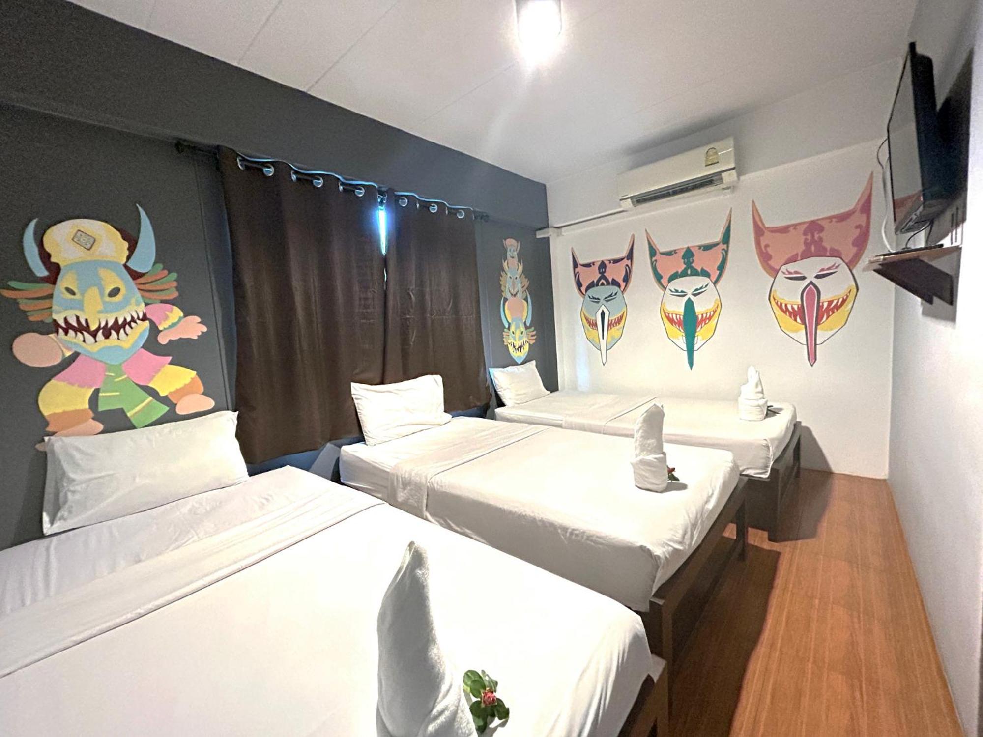 Hide Hostel
