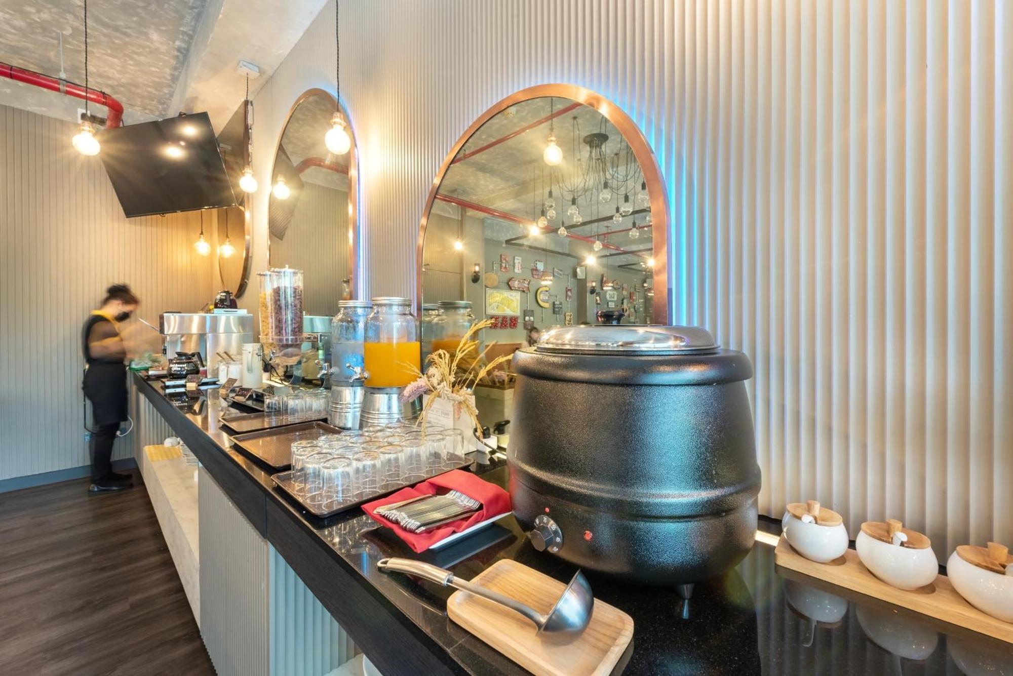 Hotel Qiu Sukhumvit Sha Bangkok