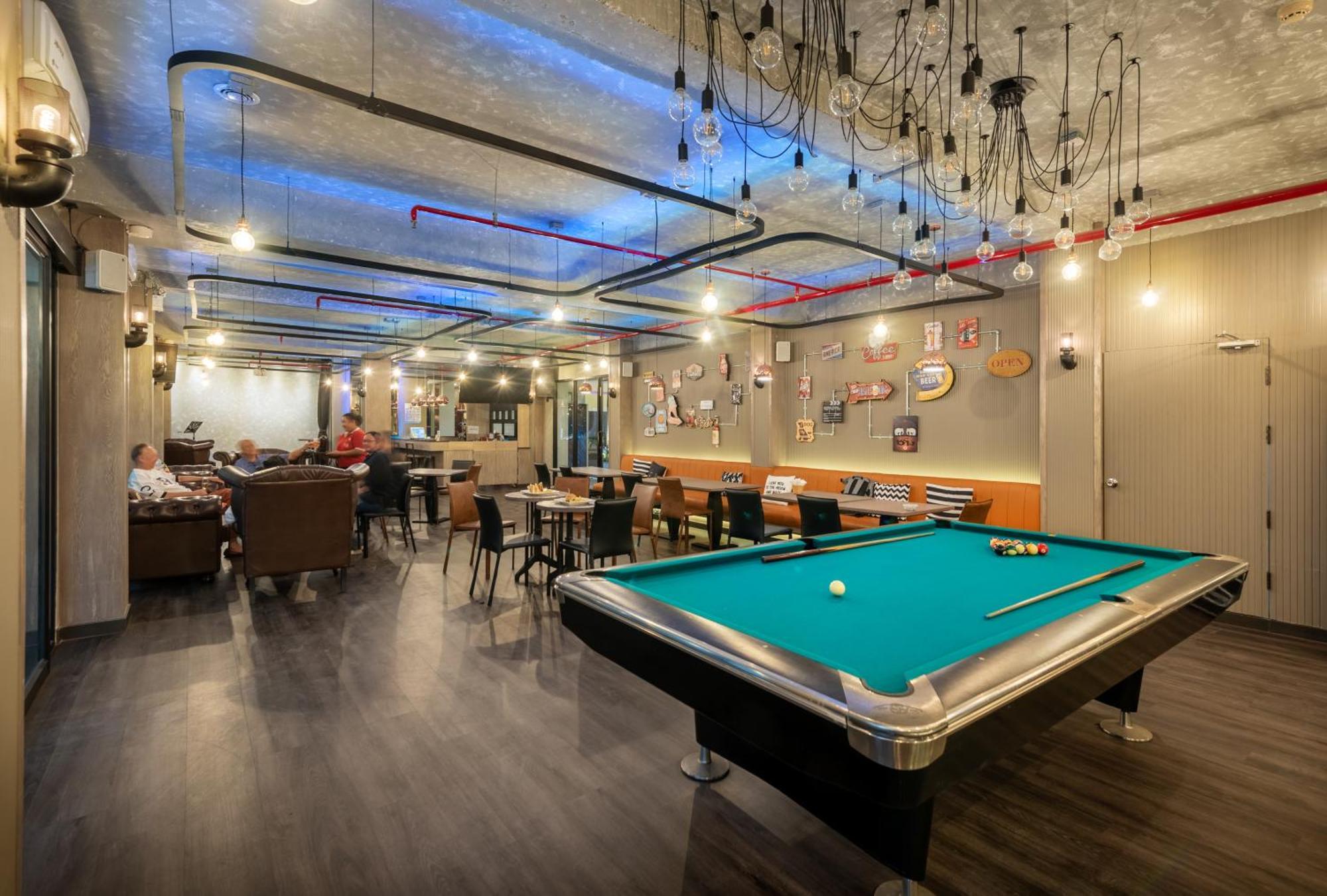 Hotel Qiu Sukhumvit Sha 4*