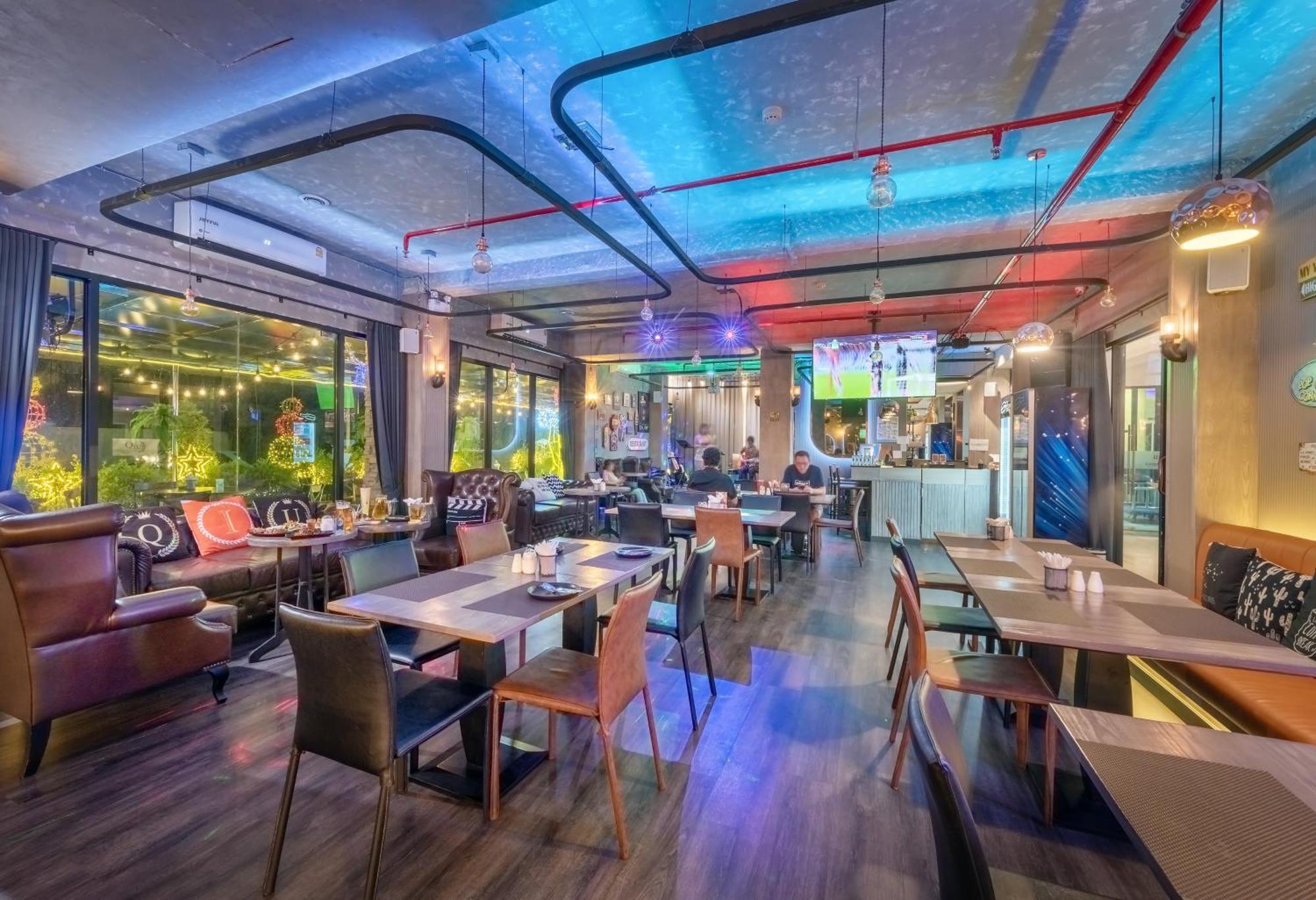 Qiu Sukhumvit Sha Hotel 4*