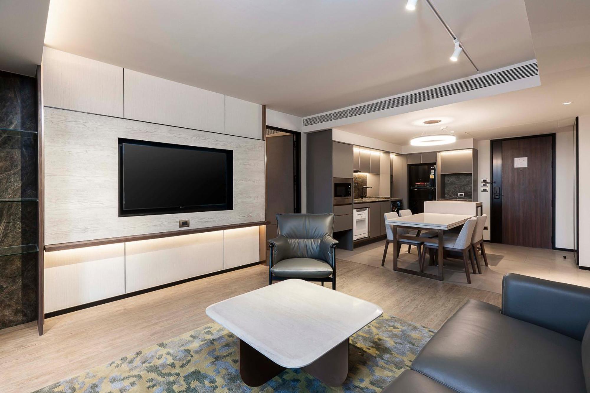 Hotel Gardina Asoke & - Sha Certified