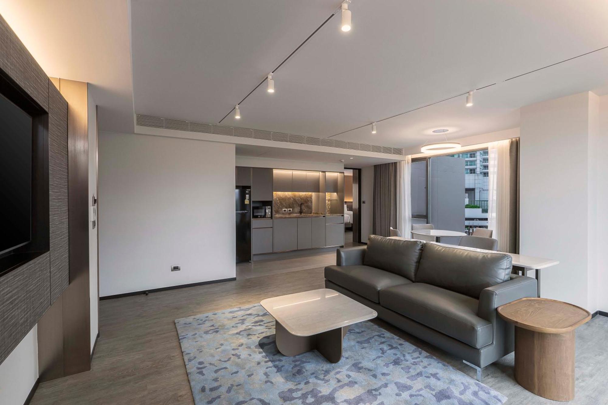 Gardina Asoke & - Sha Certified Hotel