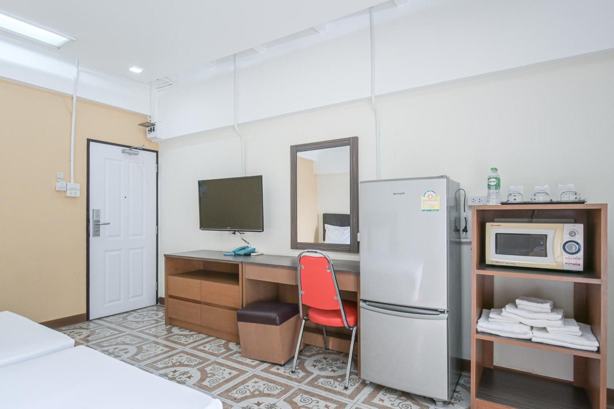 Ac Habitat Aparthotel Bangkok