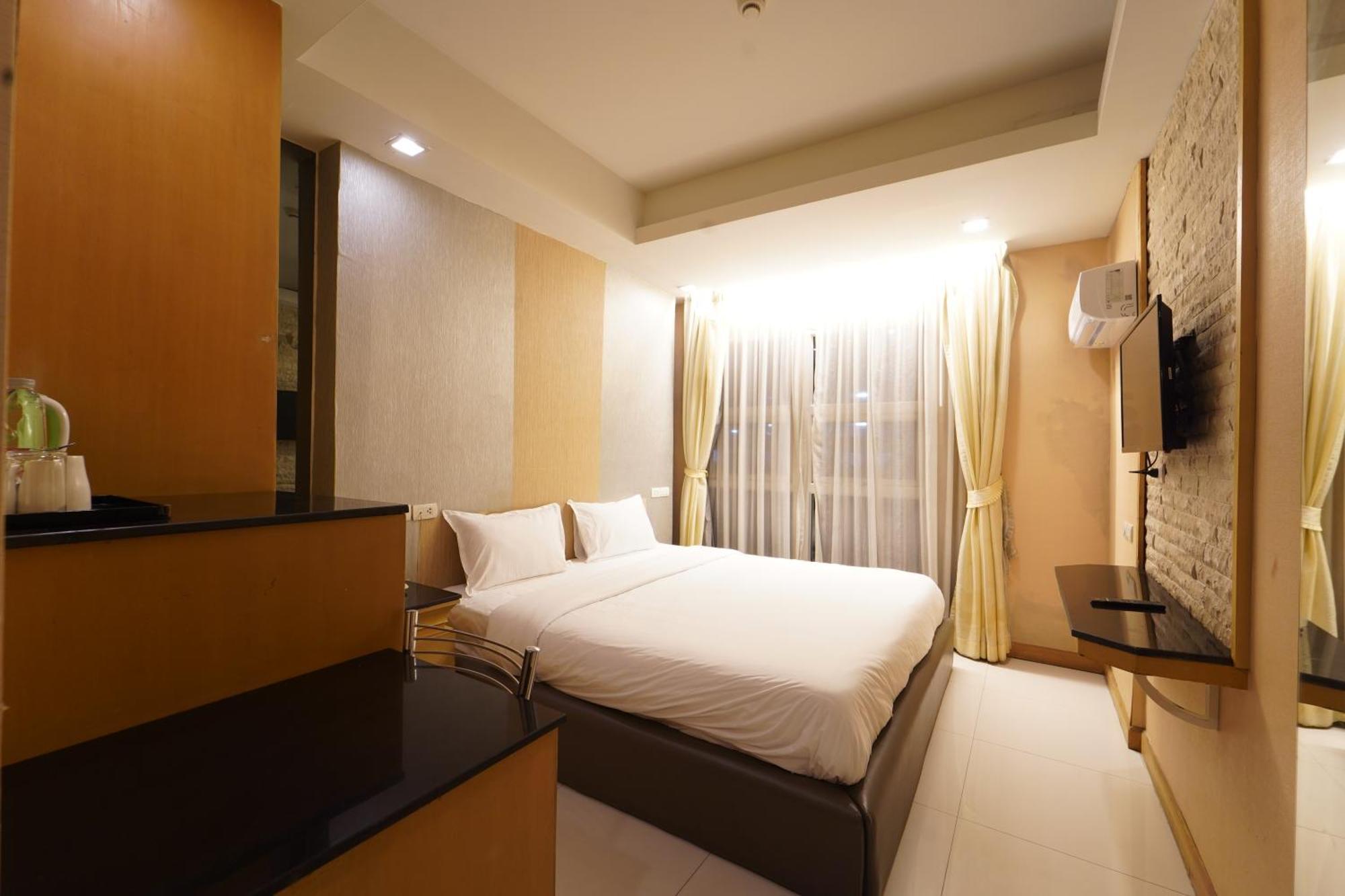 Upar Sukhumvit 11 Nana Hotel 3*