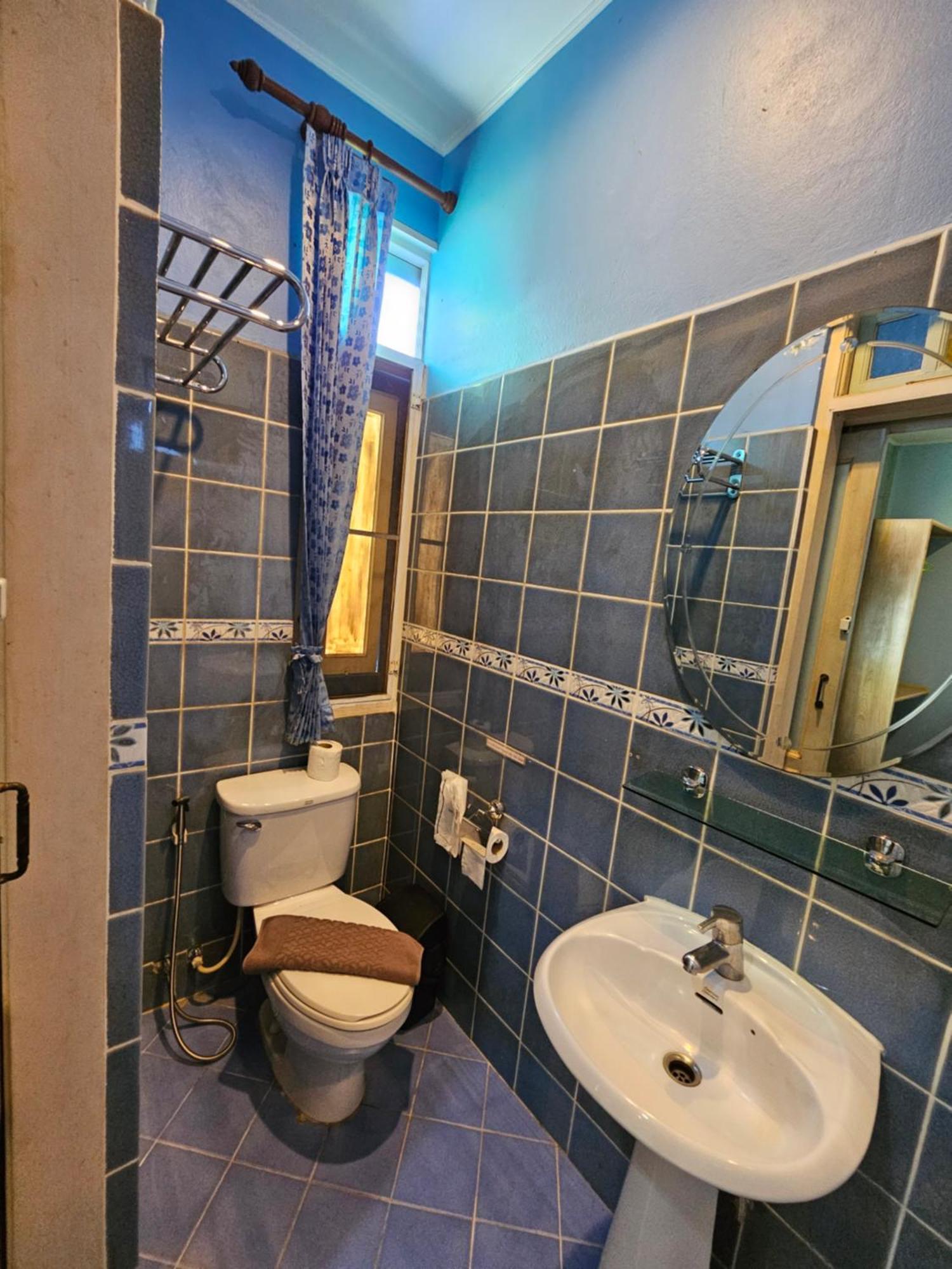 Samsen Sam Place Homestay Bangkok