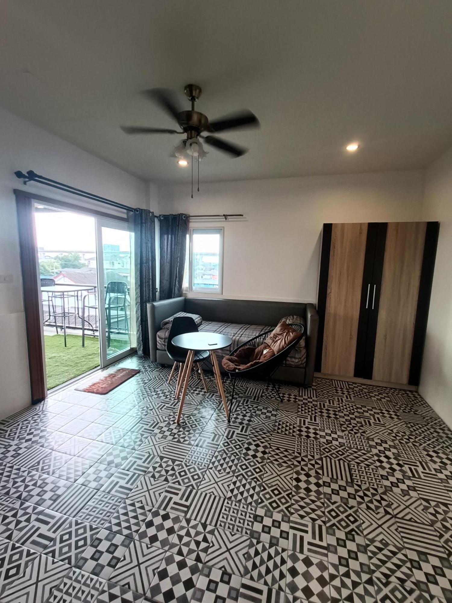 Apartment Merit Courtyard Suvarnaphumi House *
