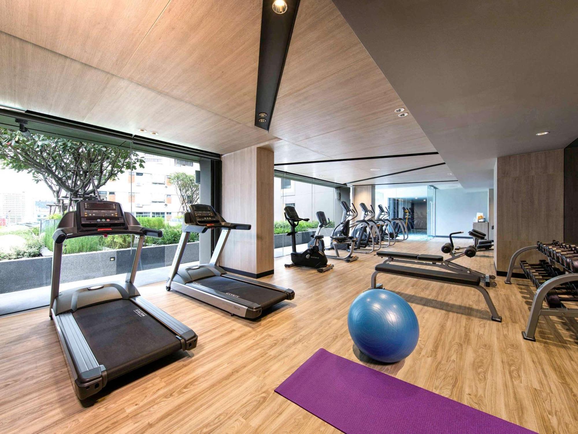 Hotel Novotel Sukhumvit 4 - Sha Extra 4*