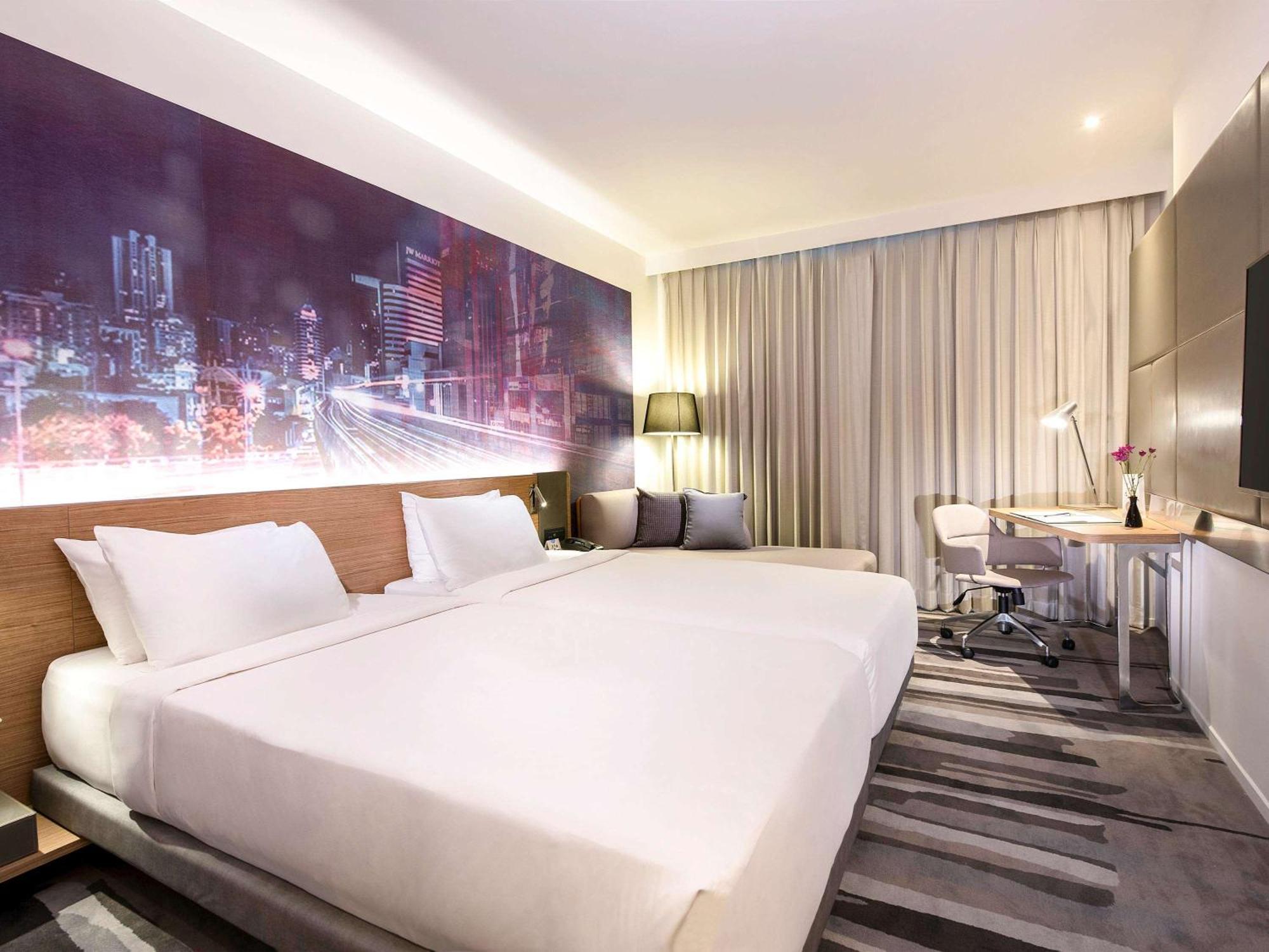 Novotel Sukhumvit 4 - Sha Extra Hotel 4*