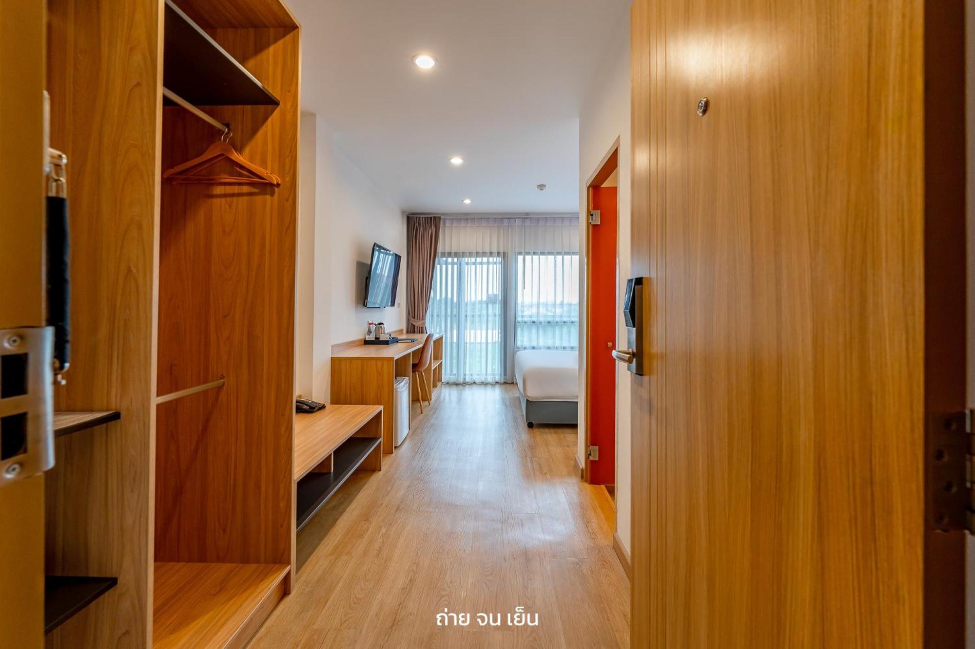 Hotel 7 Days Premium Don Meaung Airport Banguecoque