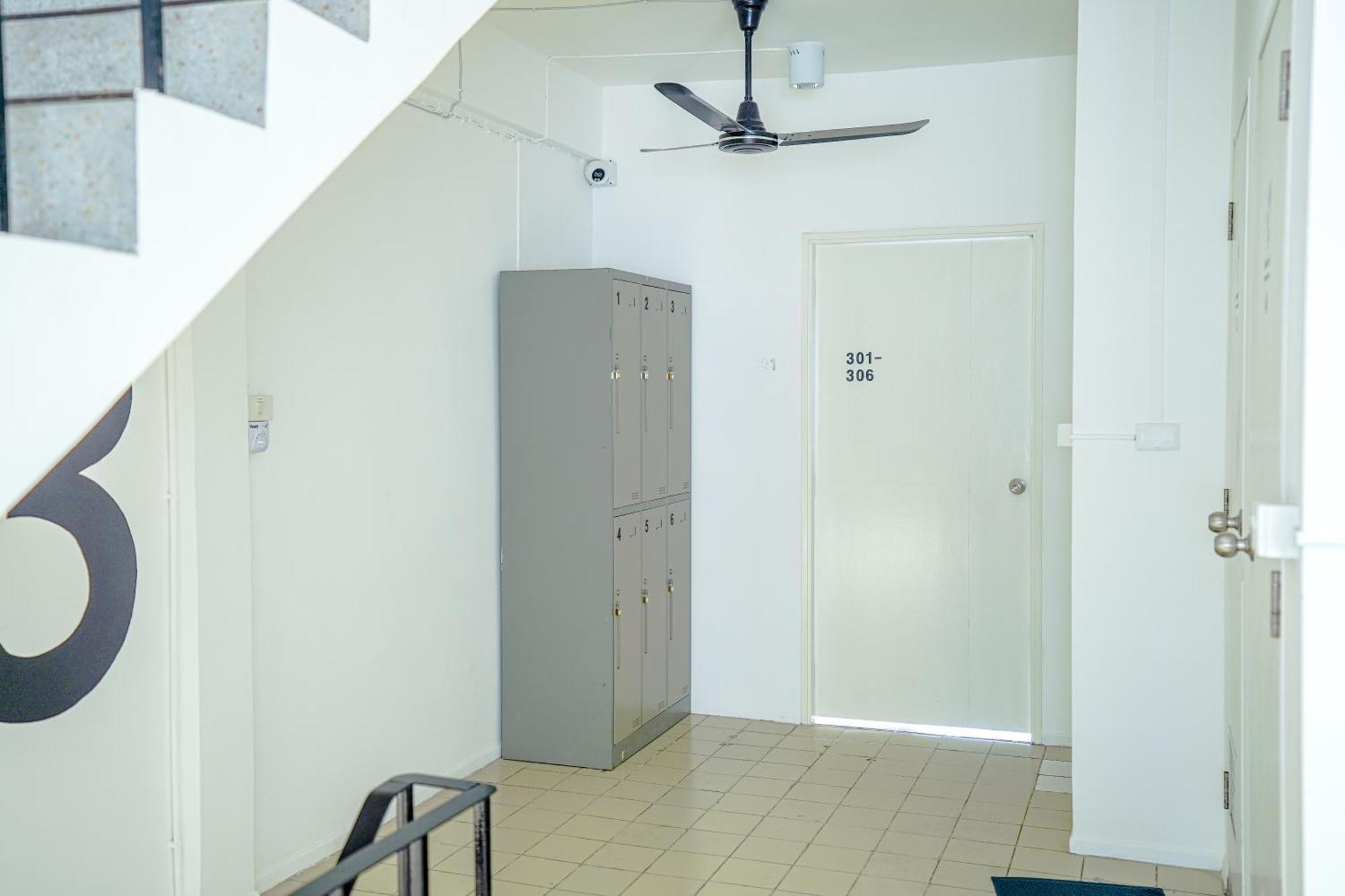 Piccolo Sukhumvit Hostel- Self Check-in After 6 Pm * Bangkok