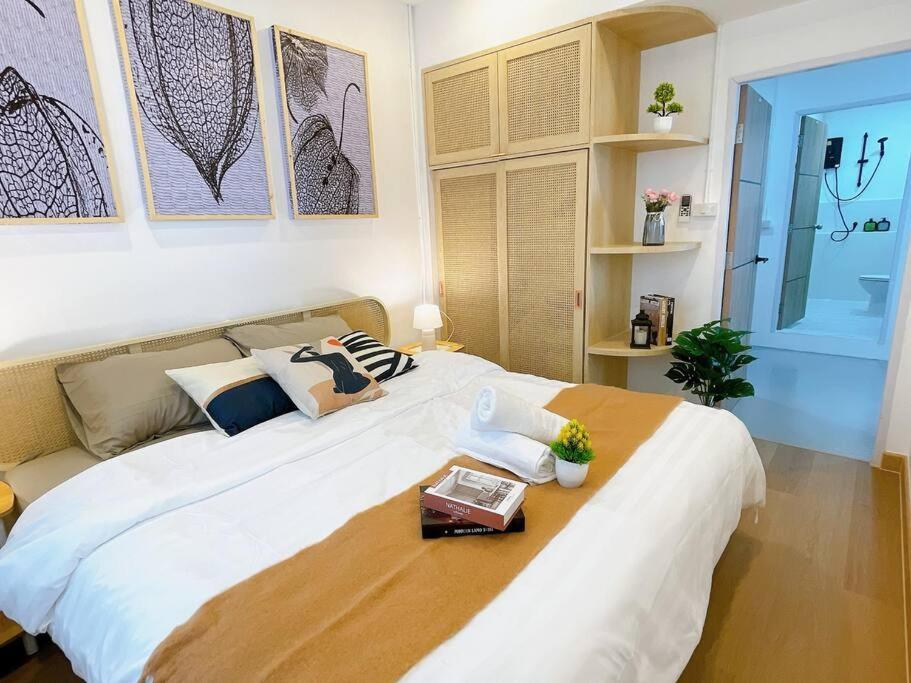 Relax Private Terrace&cozy Br,near Grand Palace Apartemen *