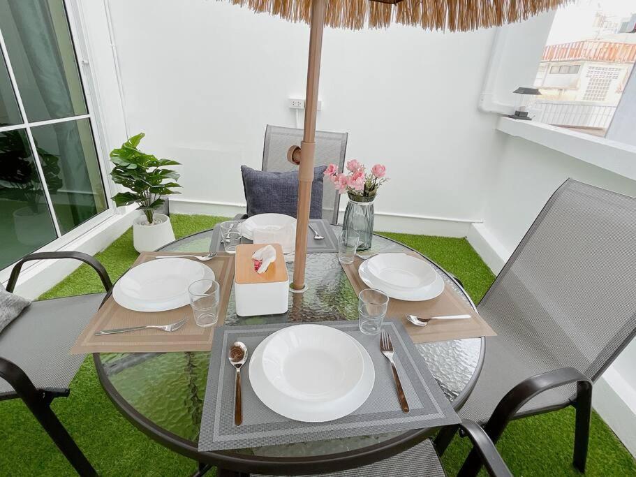 Apartemen Relax Private Terrace&cozy Br,near Grand Palace