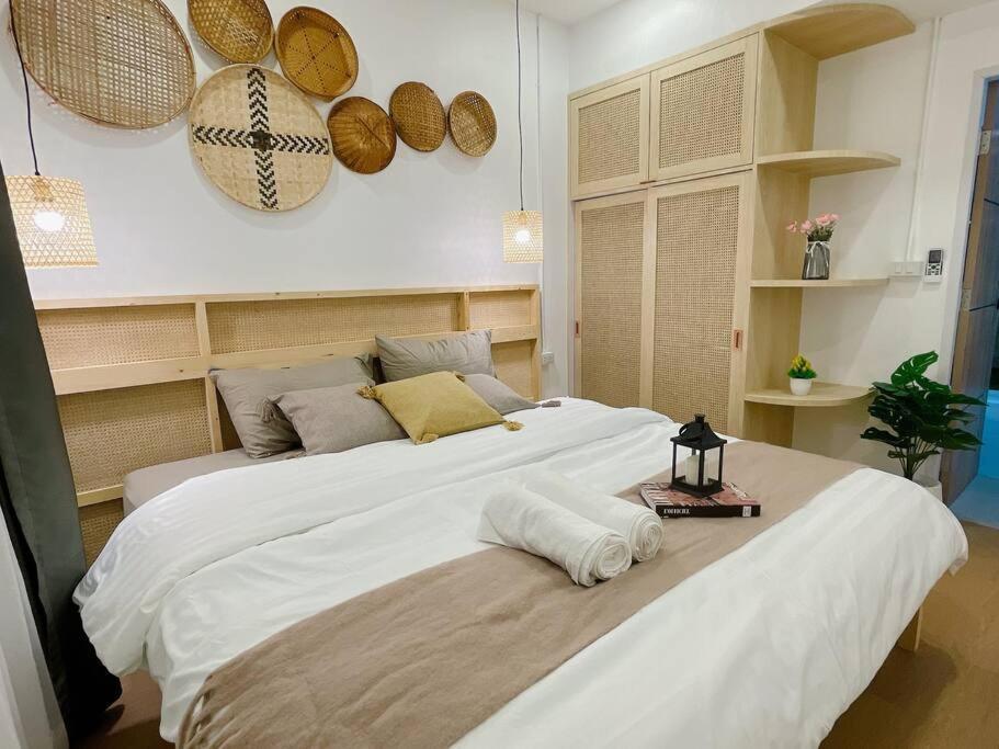 Relax Private Terrace&cozy Br,near Grand Palace Apartemen Bangkok