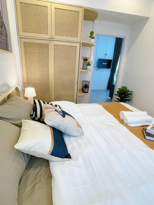 Relax Private Terrace&cozy Br,near Grand Palace Apartemen