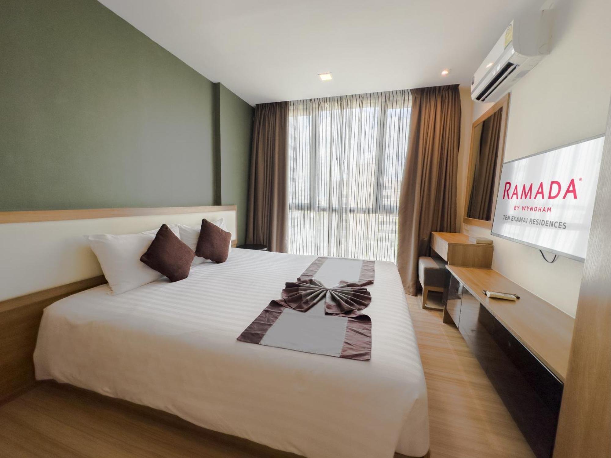 Aparthotel Ramada By Wyndham Ekamai Residences