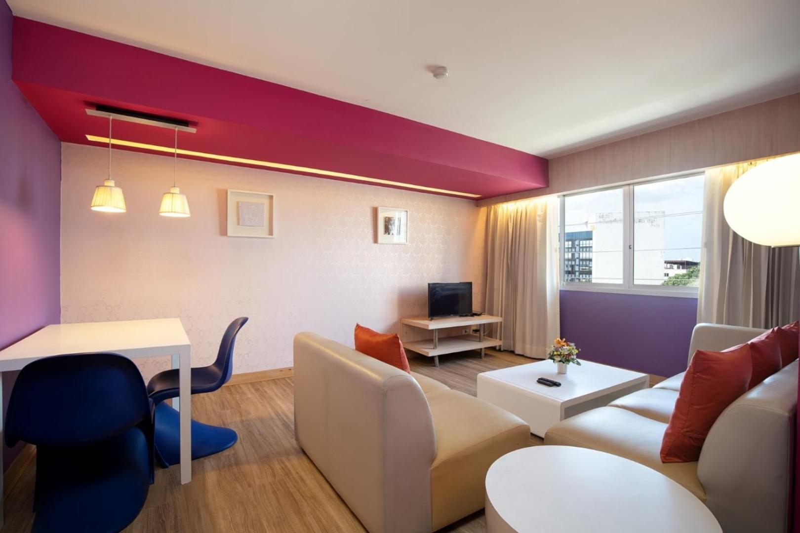 Veronica Hotel