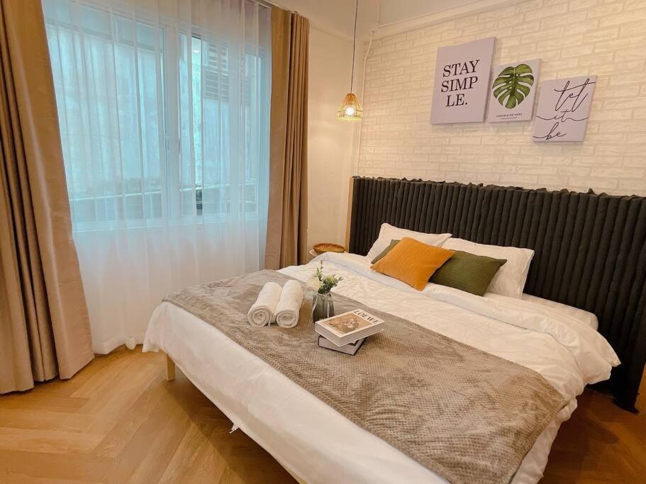 Entire Floor,decorated Cozy Home,near Grand Palace Apartment